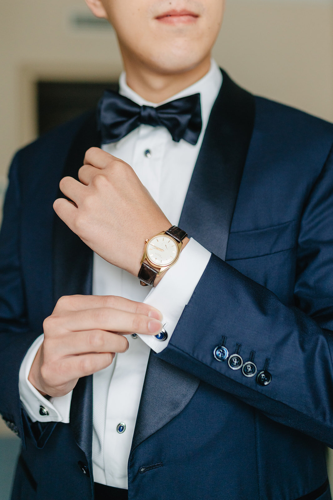 MorganeBallPhotography-Wedding-ZoeEdward-02-Chantilly-GettingReadyEdward-93-0331