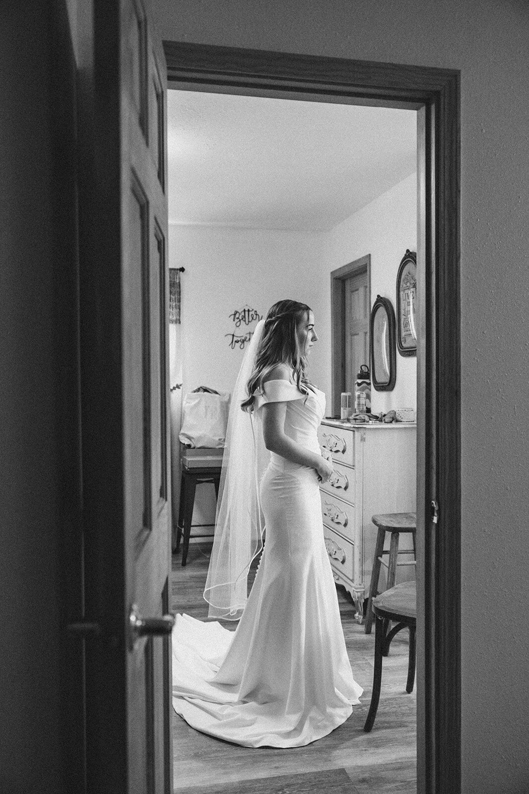 Alaskan-wedding-photographer4U1A3915-Edit_websize