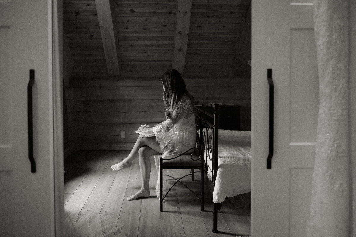 Ali and Tom - Wedding Preview - Luxe Summer Wedding in QC-10