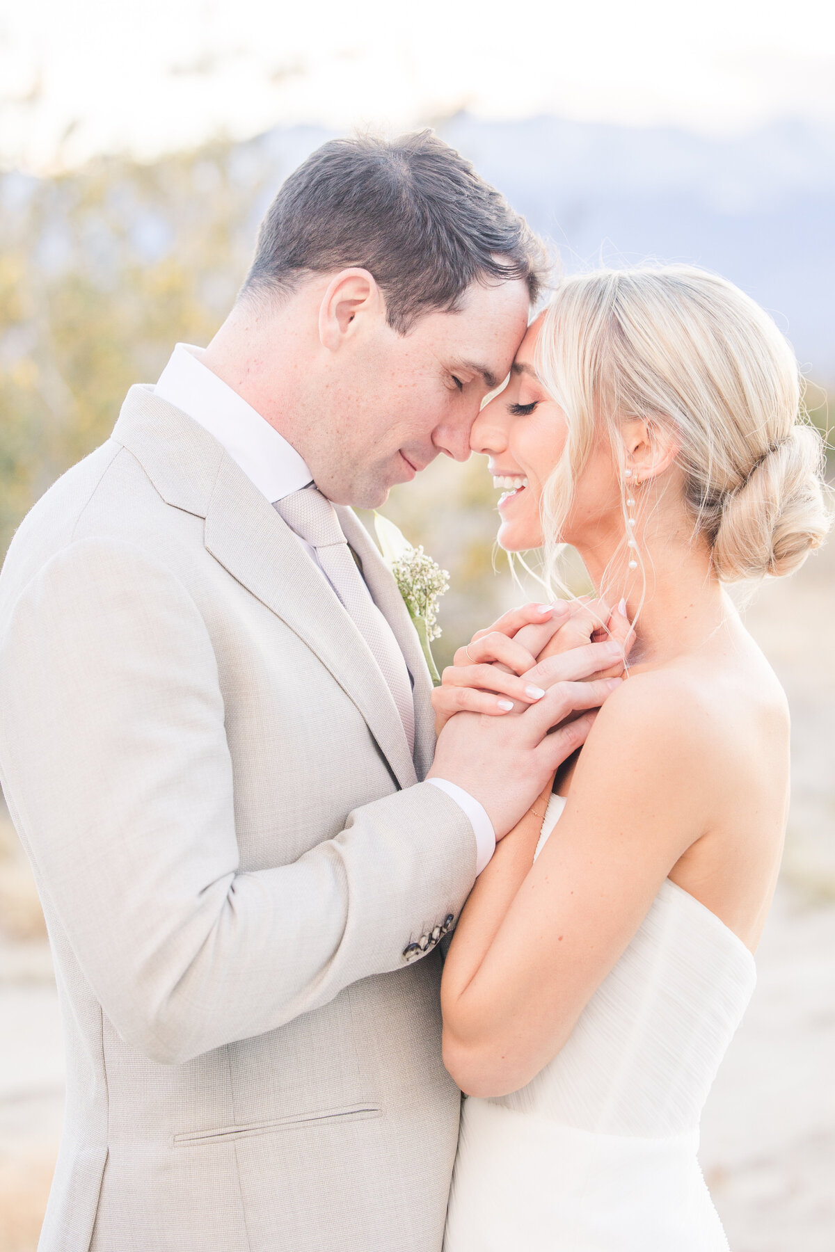 The Estate at Via Las Palmas Palm Springs Light and airy spring wedding southern california wedding venue luxury photography-294