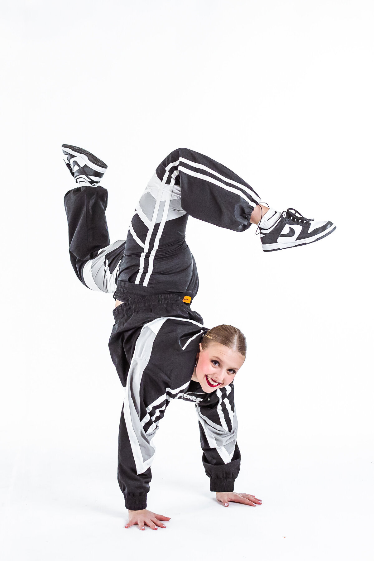 Velocity Dance-73-2