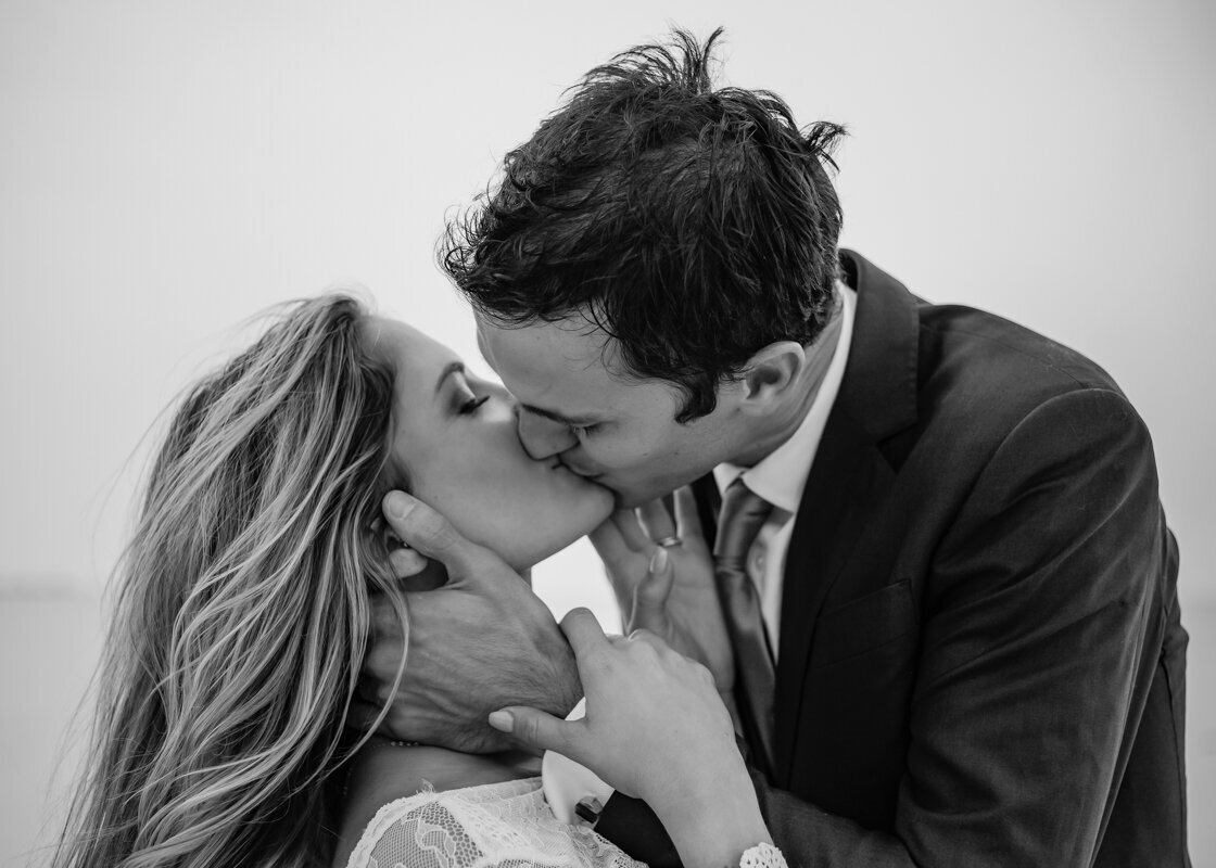 180830_Jenn&BenBridals_BonnevilleSaltFlatsUtah_AnjaJensenPhotography_001-082-2