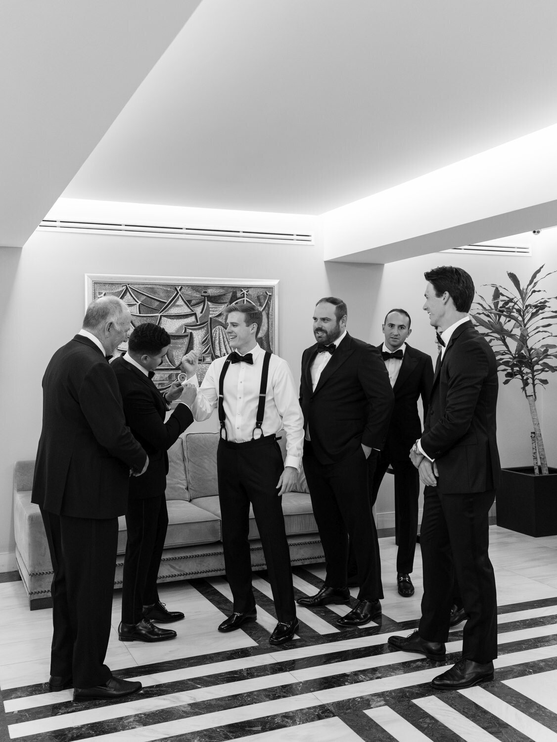 Romantic-Wedding-at-Island-Art-and-Taste–The-Residence-018