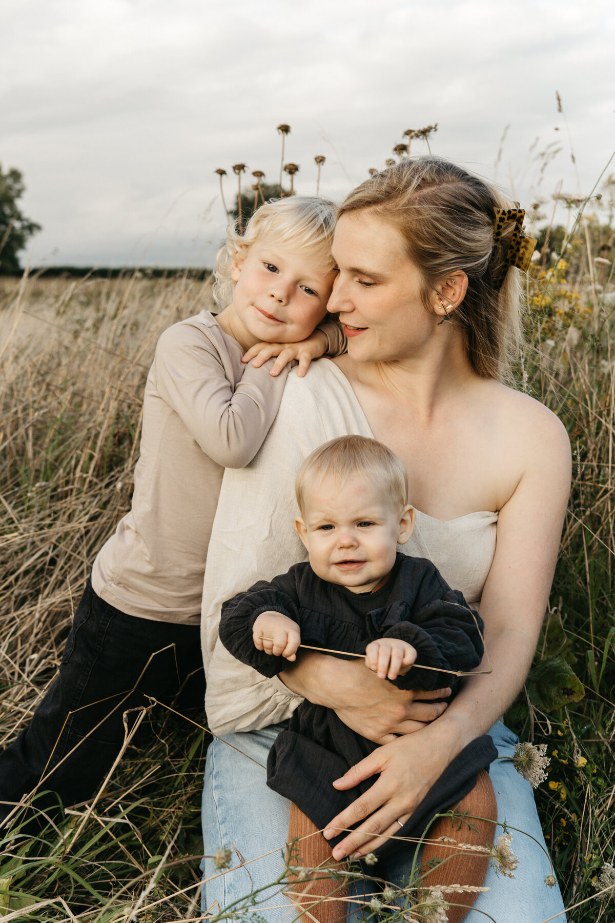Mama en zonen tijdens mommy & me fotoshoot