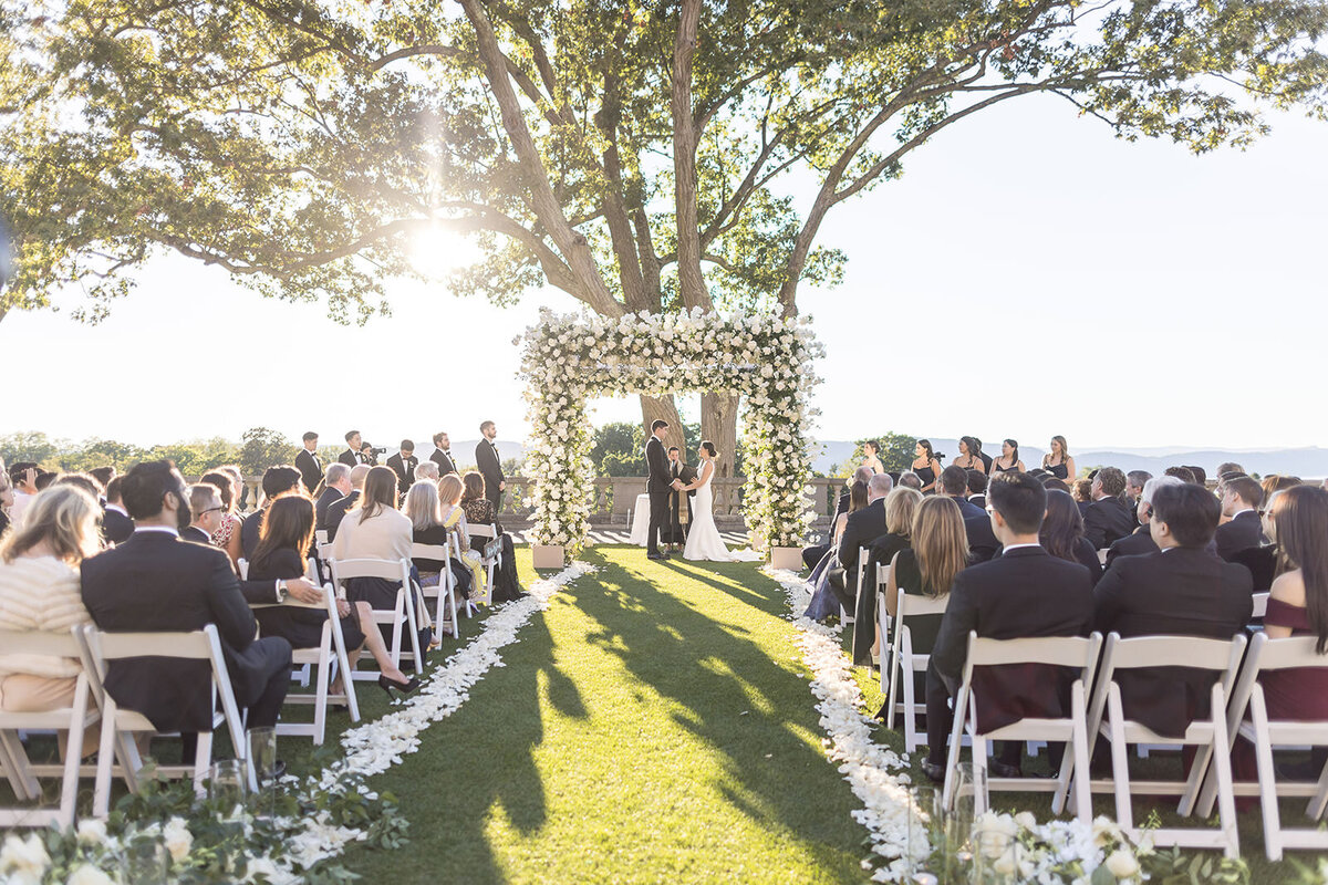 Sleepy Hollow Club wedding ceremony outdoor