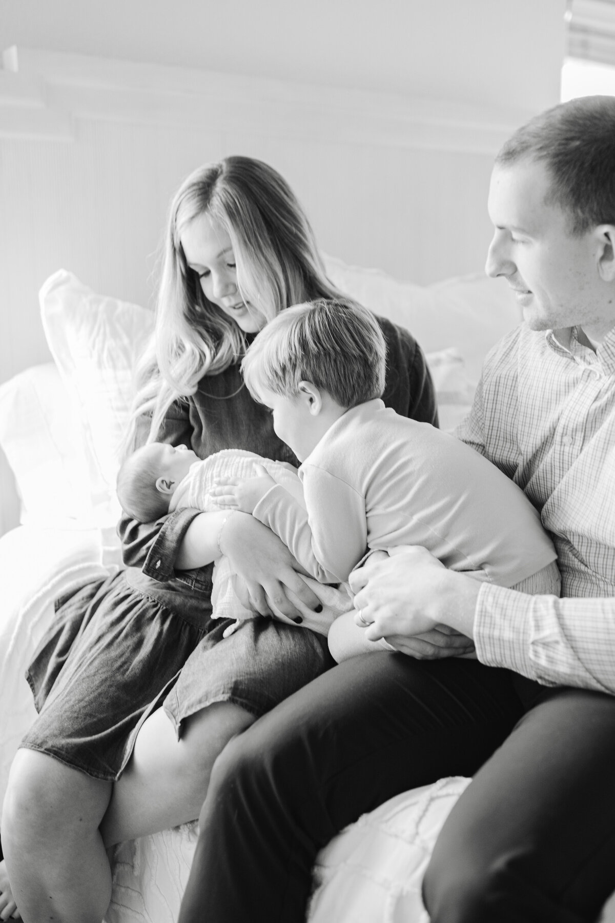 newborn photography cave springs-2367-2