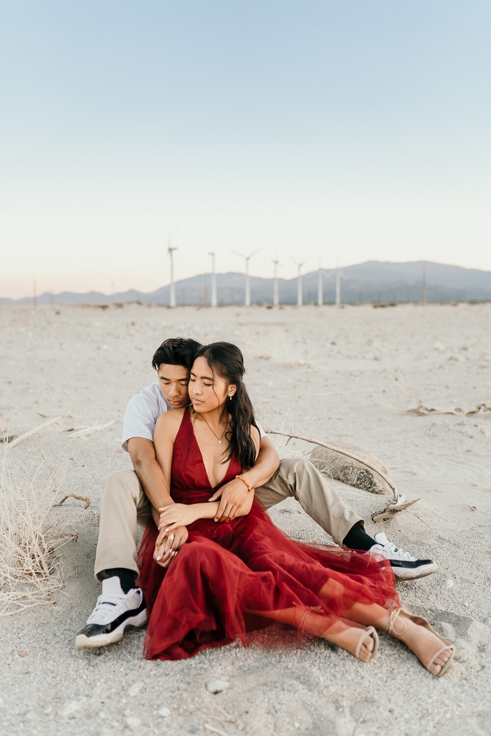 Palm-Springs_Windmills-Engagement-Session-44