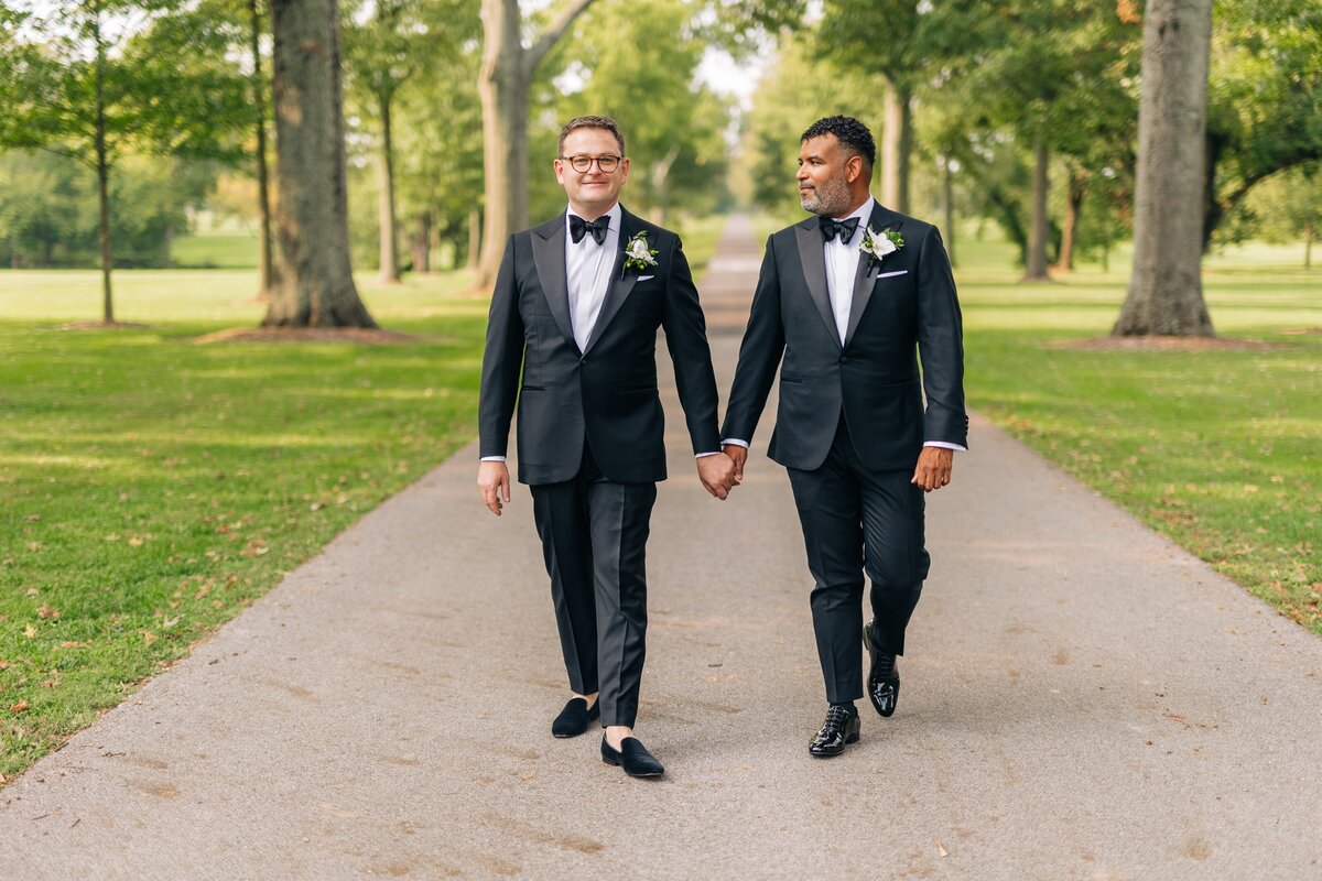Indianapolis_Gay_Wedding_Photographer_0212