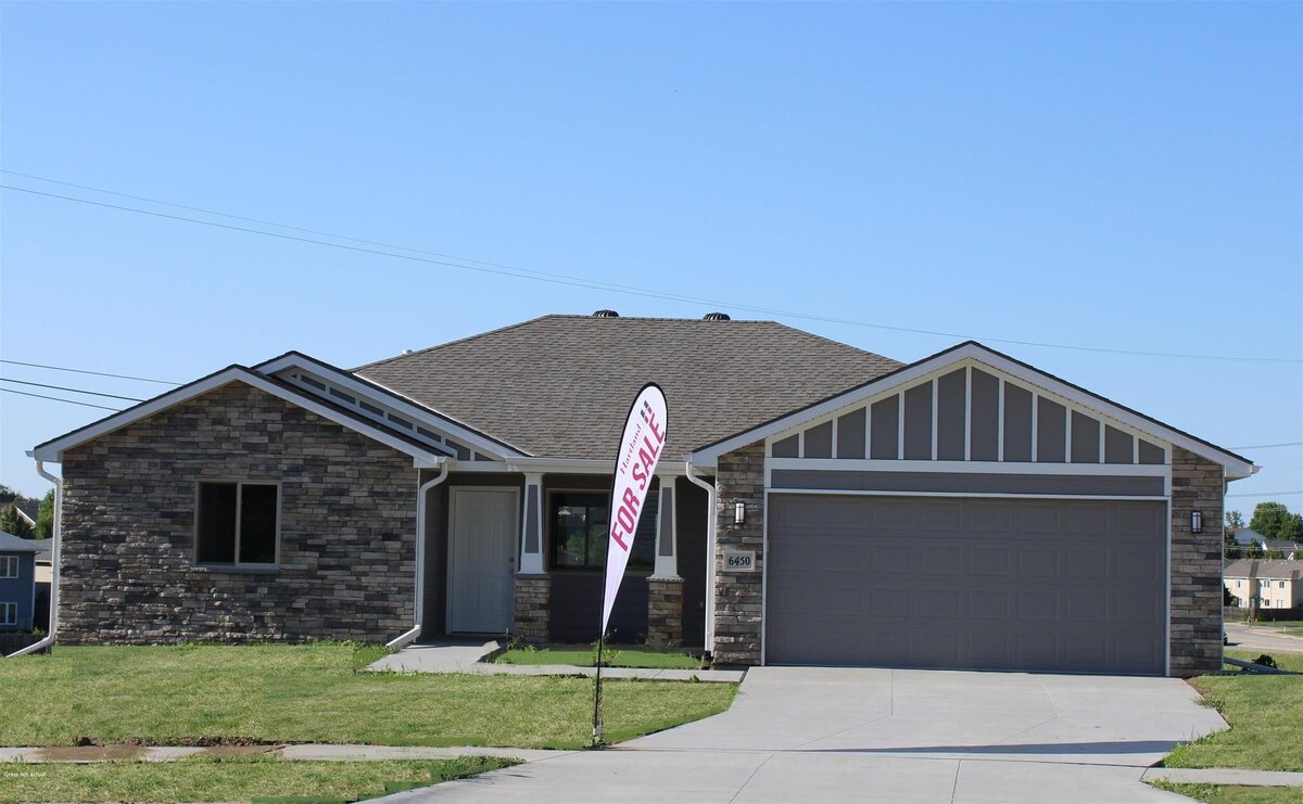 6450 N 13th Court