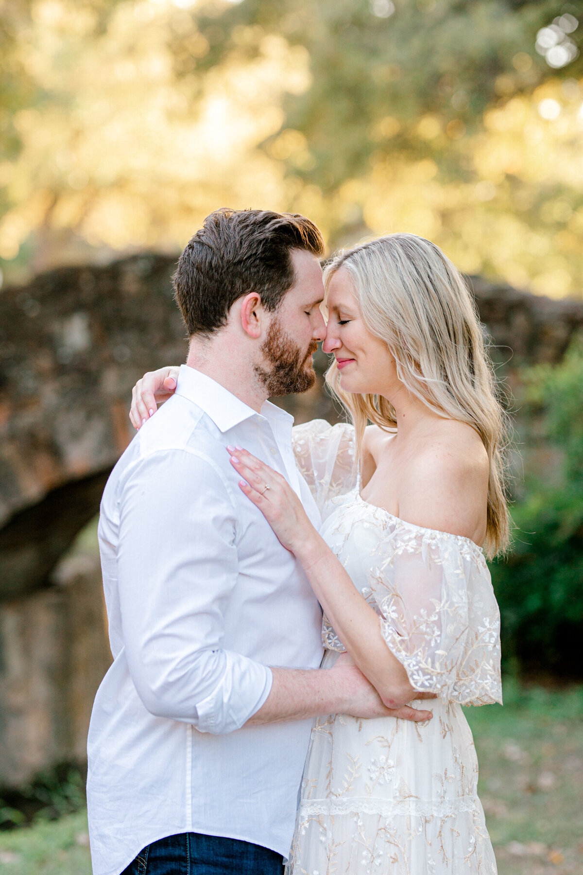 Jessica & Blake Engagement Session at Reverchon Park | Dallas Wedding Photographer-5