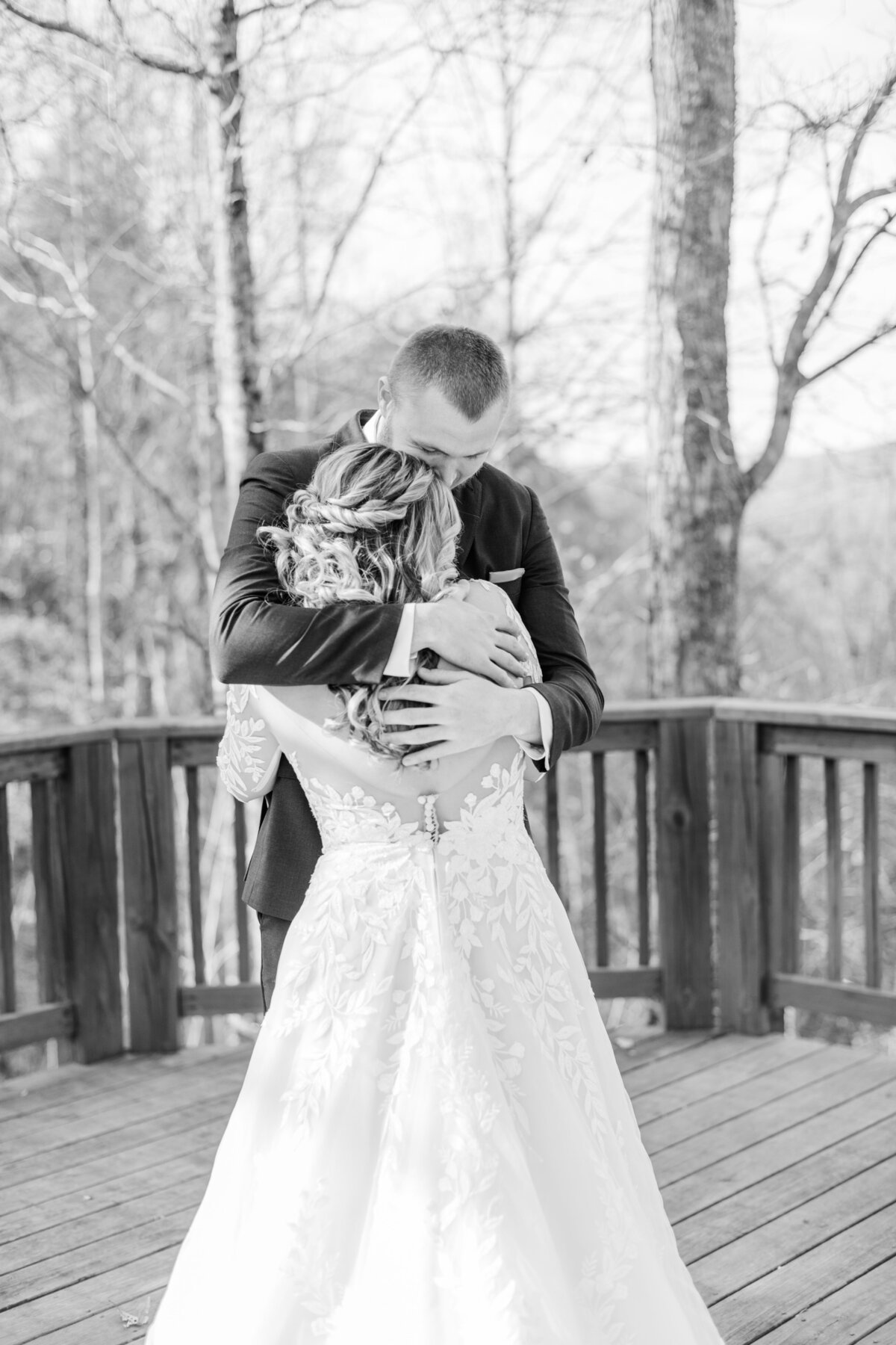 Allison and Craig - Elly_s Favorites-22