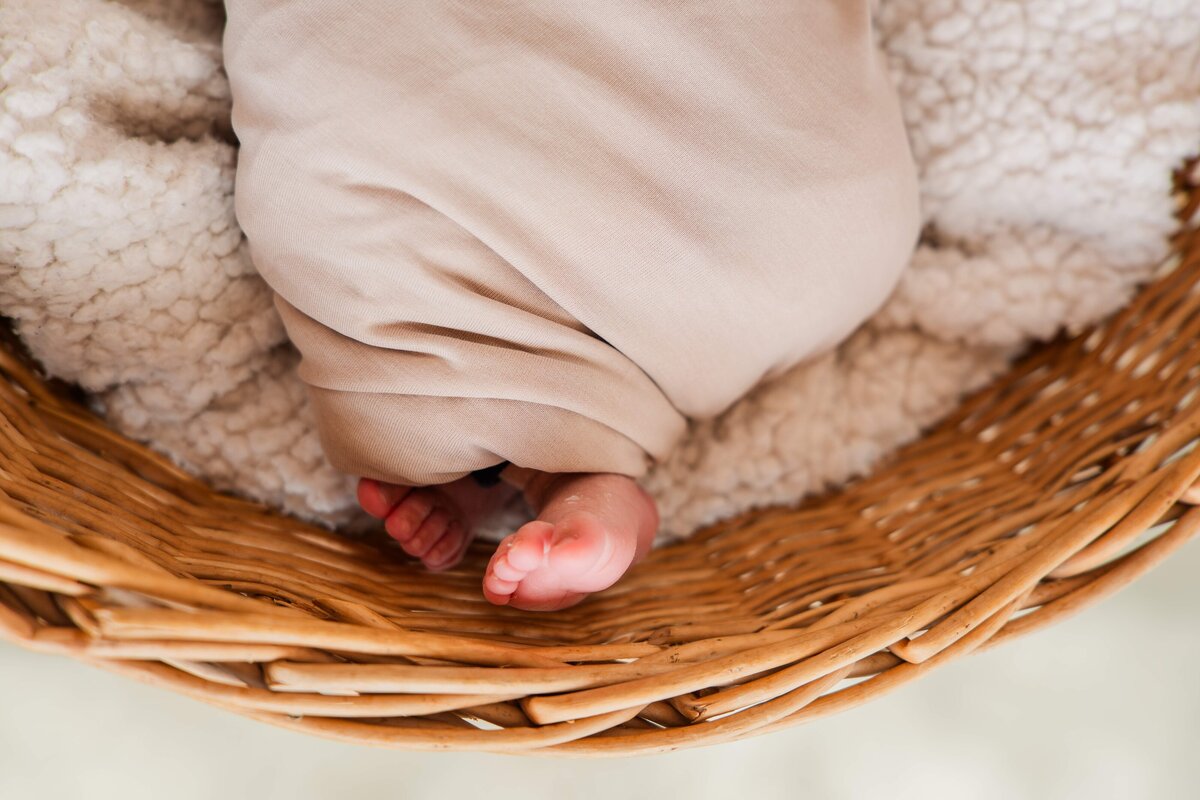 Elijah_Solomon_Newborn_Pictures_53