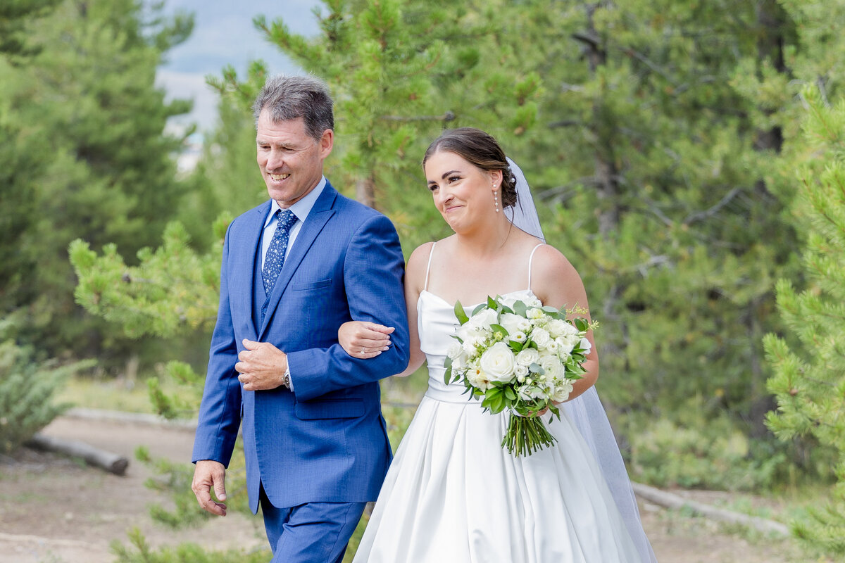 Hannah + Jared | Wedding Preview-24