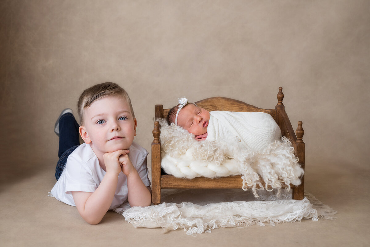 Baby Lucy Newborn photos-1049