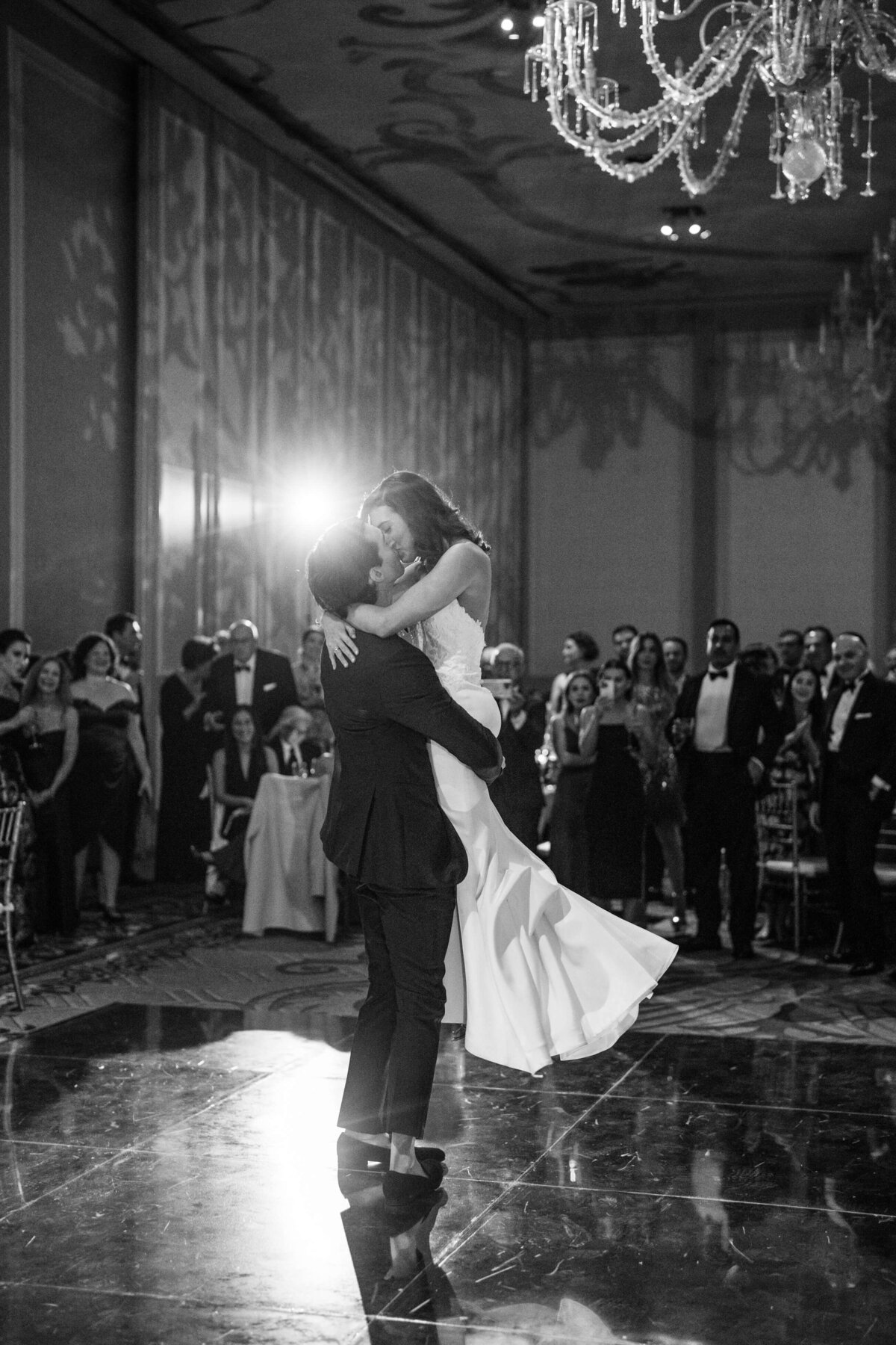 wedding-Adolphus-hotel-dallas-julian-leaver-events-25