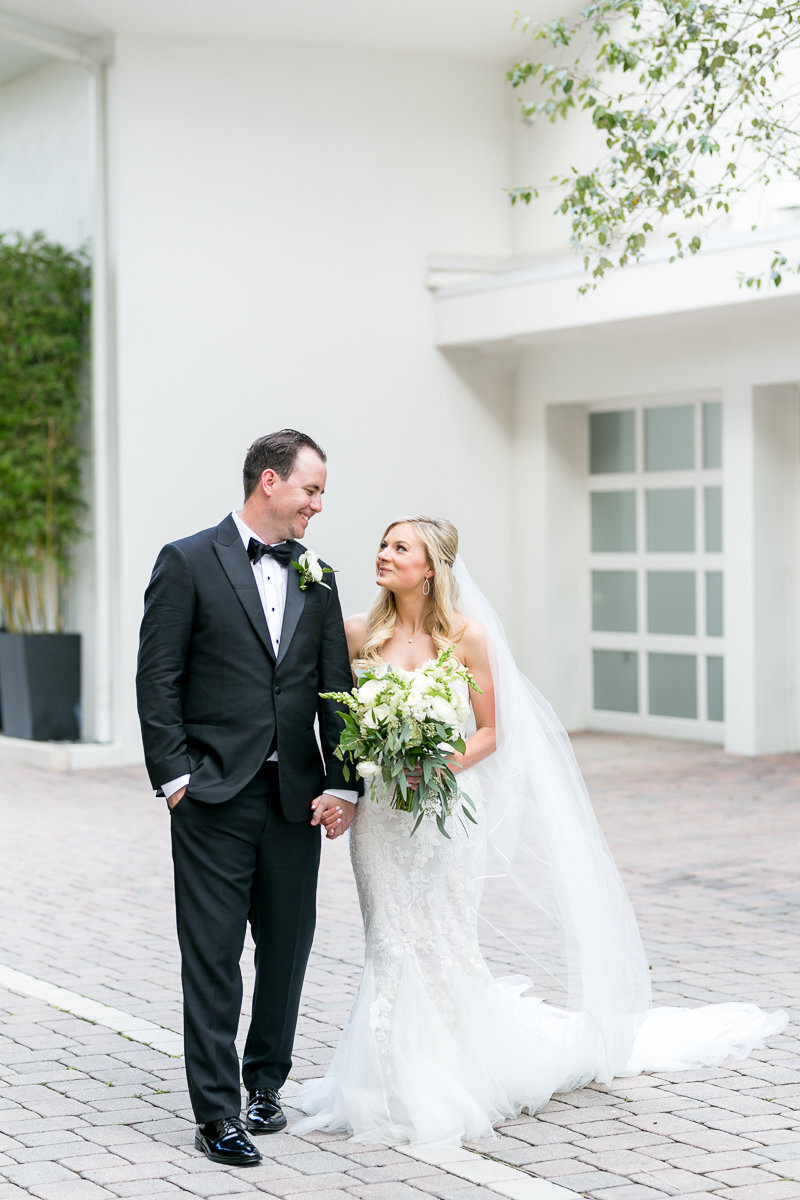 Nichole and Greg Alfond Inn wedding | Beautiful black tie Alfond Inn wedding_-19