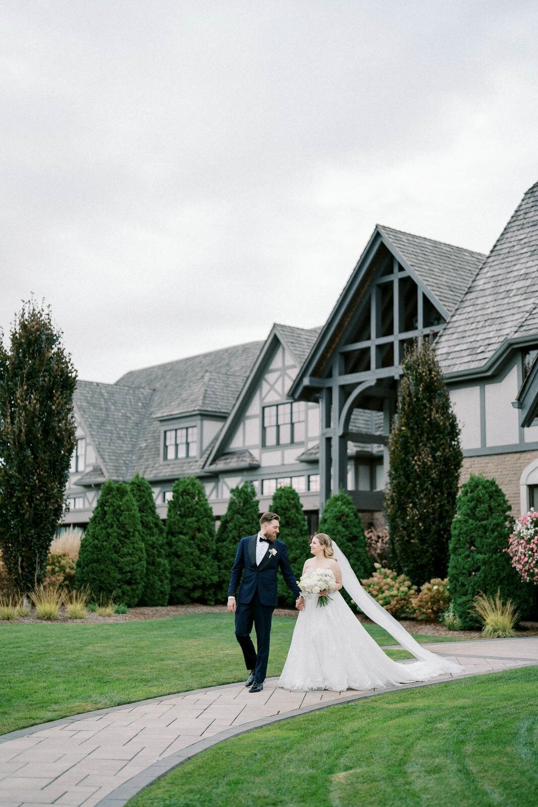 W8-Wedding-events-Deer-Creek-Shelly-and-Alexander-2024-09-28-2500px-1139