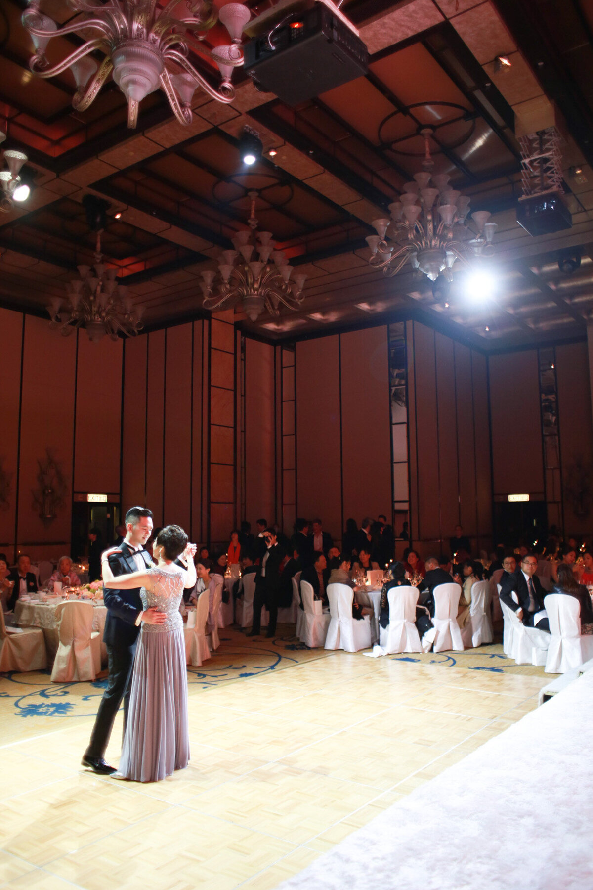 Hong-Kong-Country-Club-Claire-Chris-Wedding-362