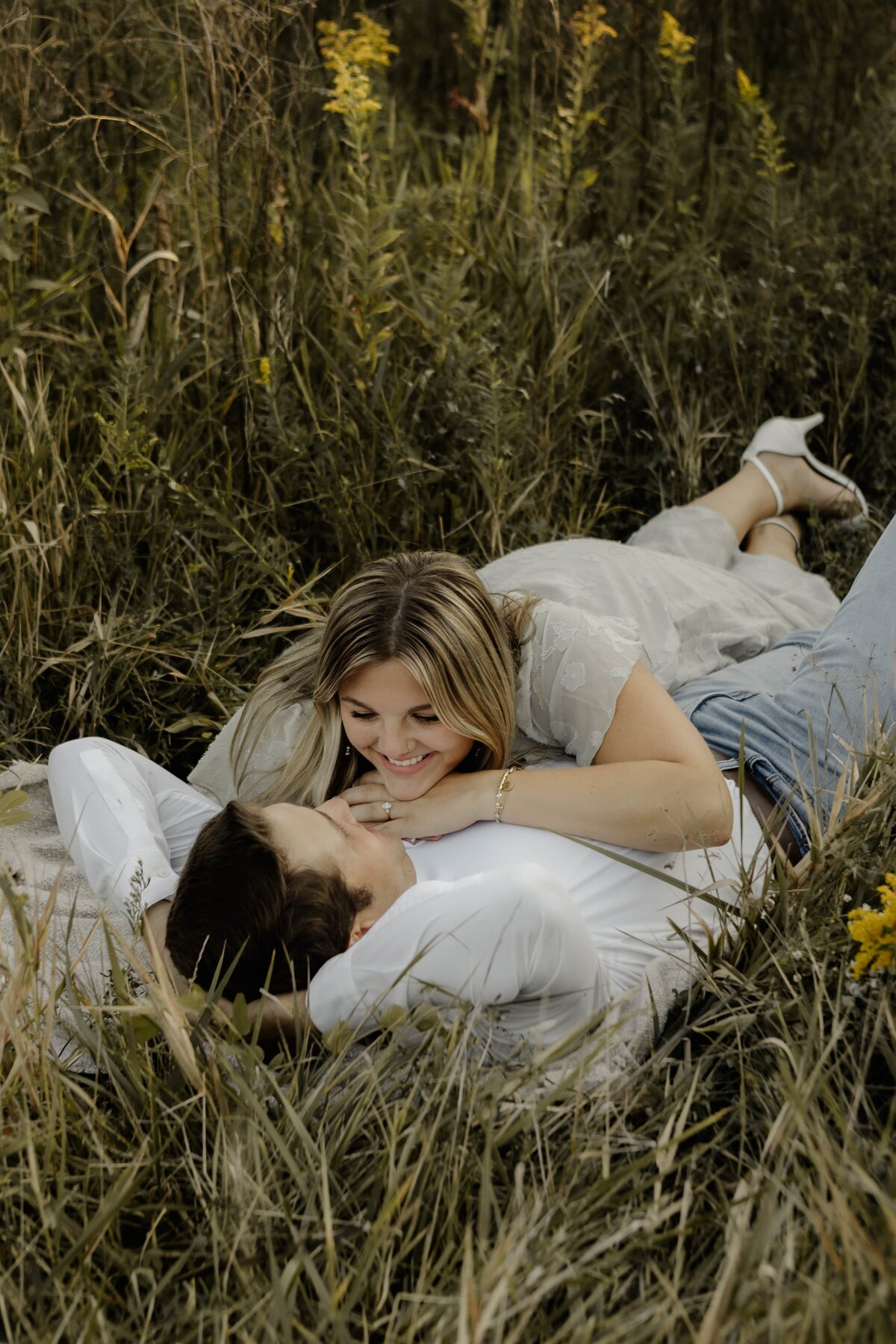 whimsical-wildflower-engagement-12