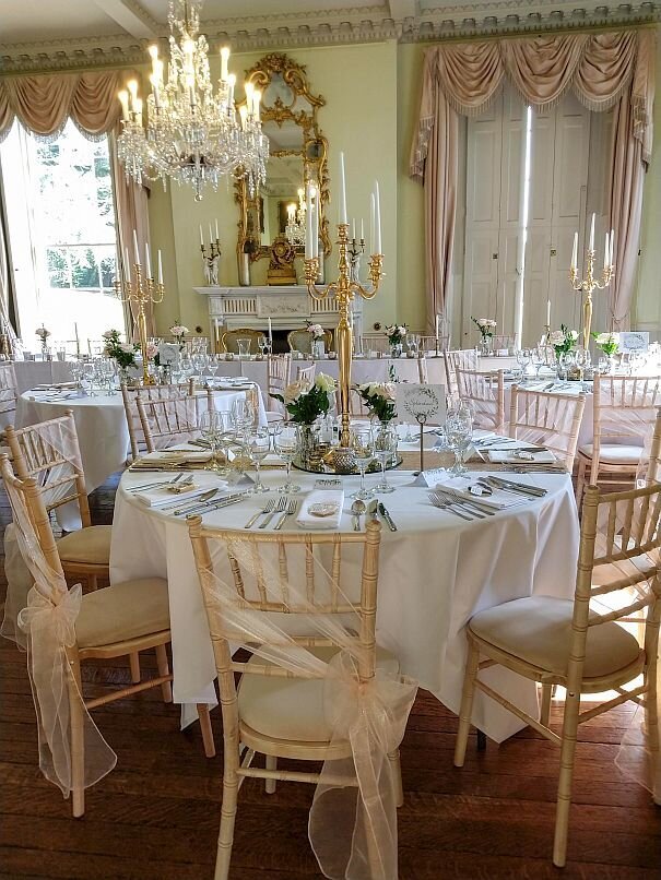 Blush and gold candelabra wedding (1)