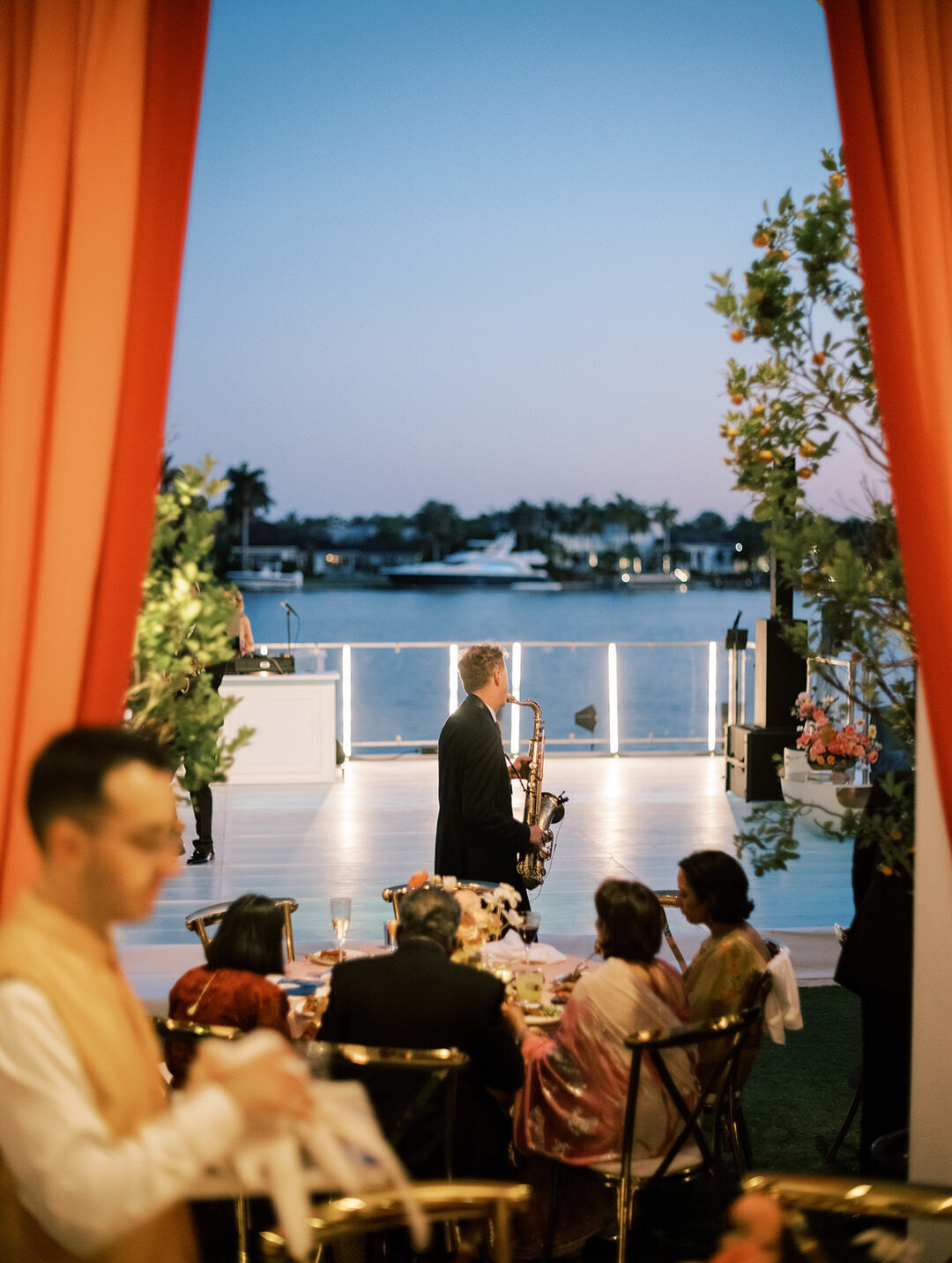 07 Waterfront Luxe Miami Wedding by GoBella.com 4