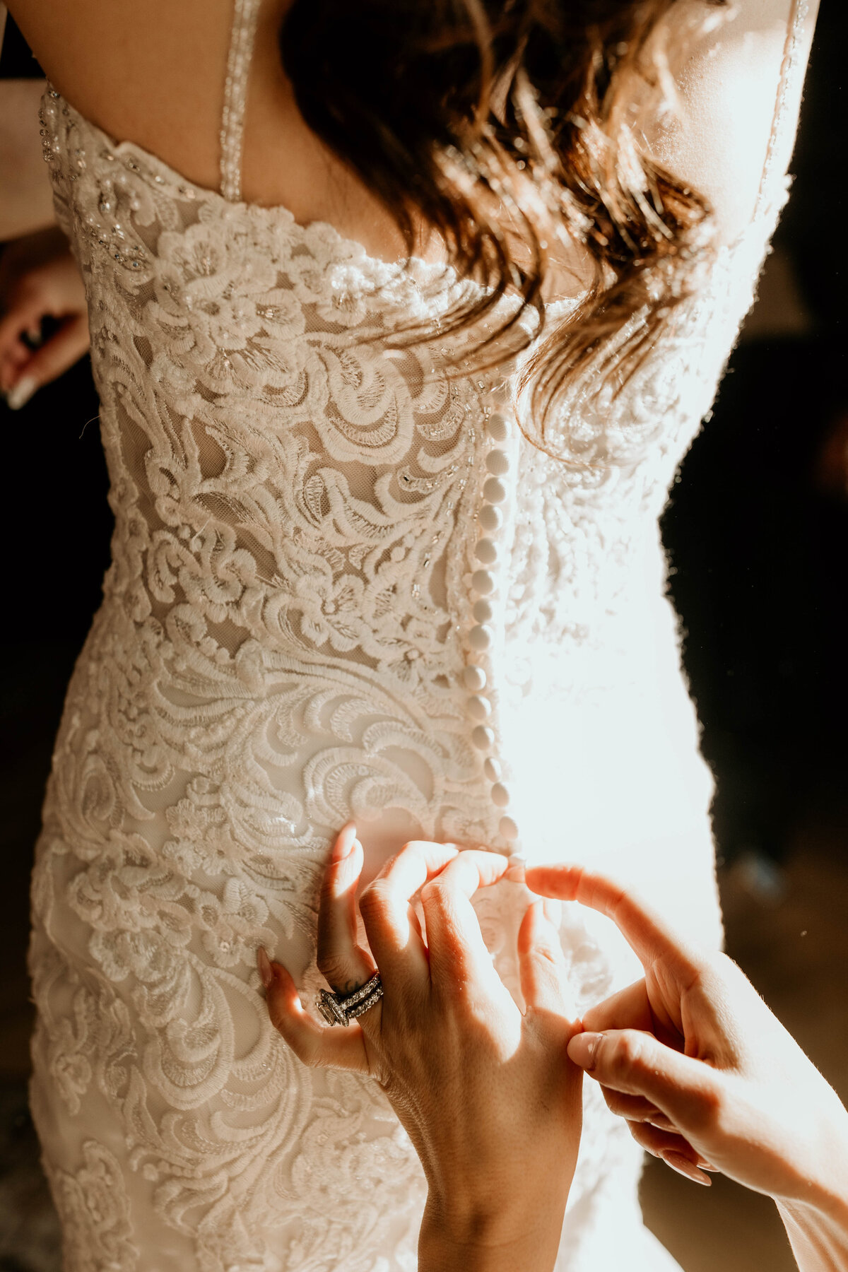 ct-lace-wedding-gown-black-tie-reception-sarah-brehant-events
