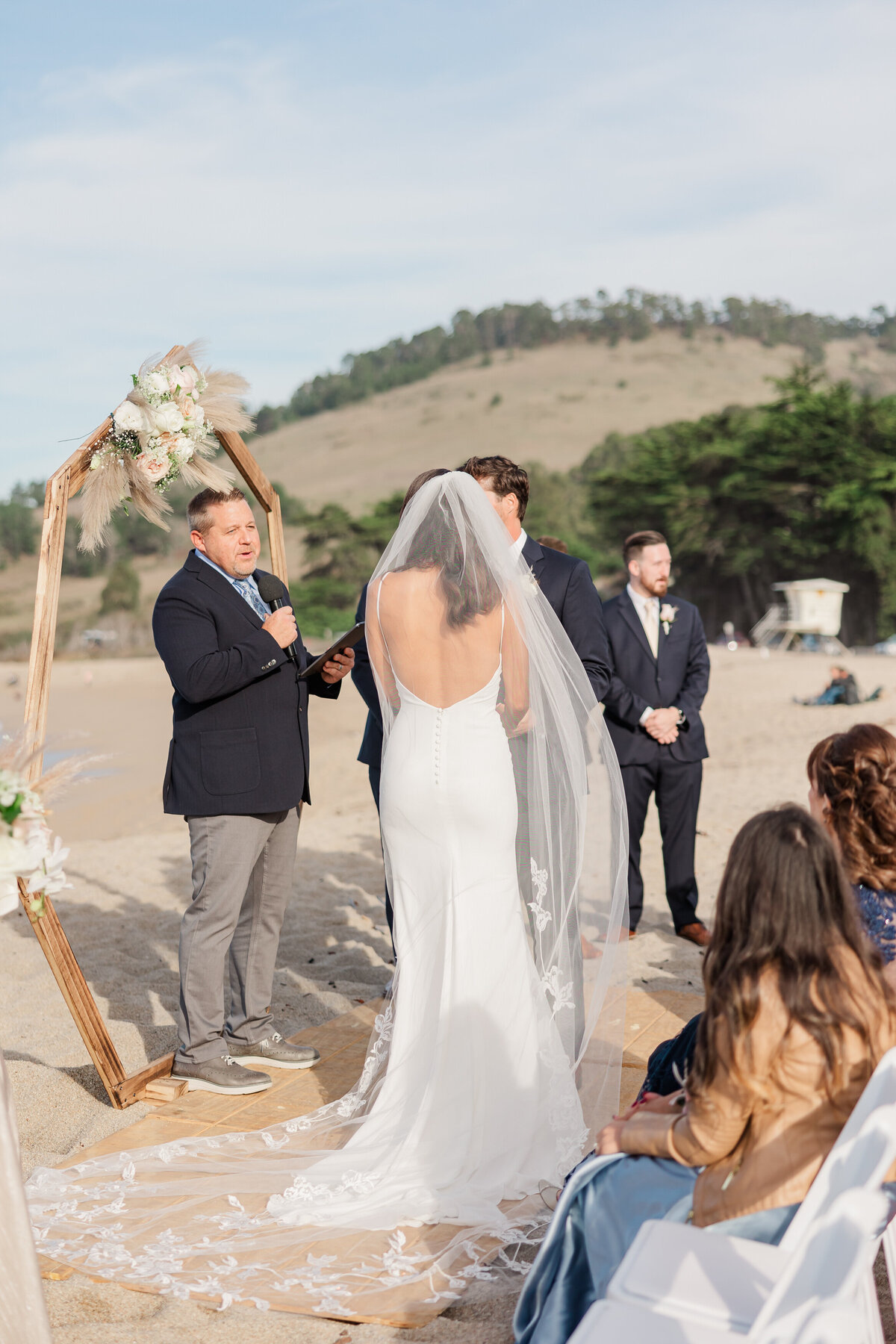 beach-wedding-in-carmel-california-8