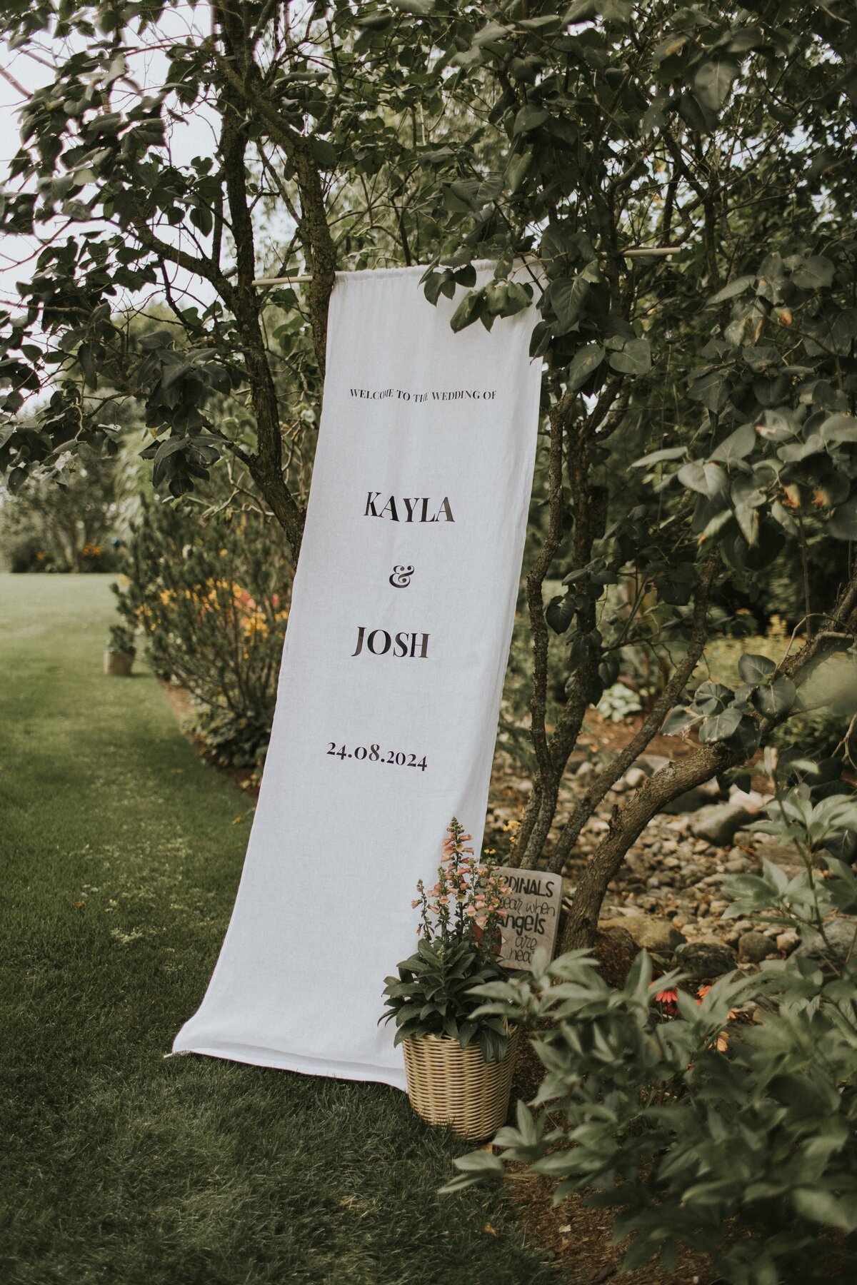 K+J Backyard Farm Wedding Colourful Flowers1