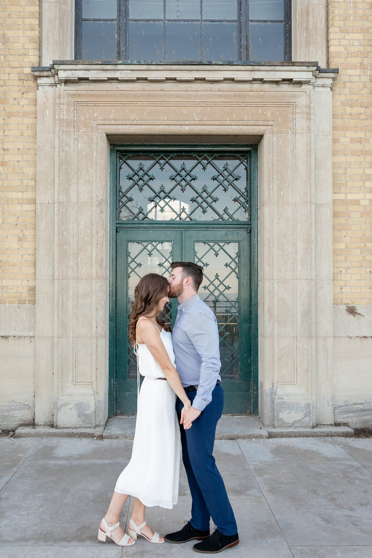 Kate & Brendan Sneak Peeks | Dylan & Sandra Photography 005