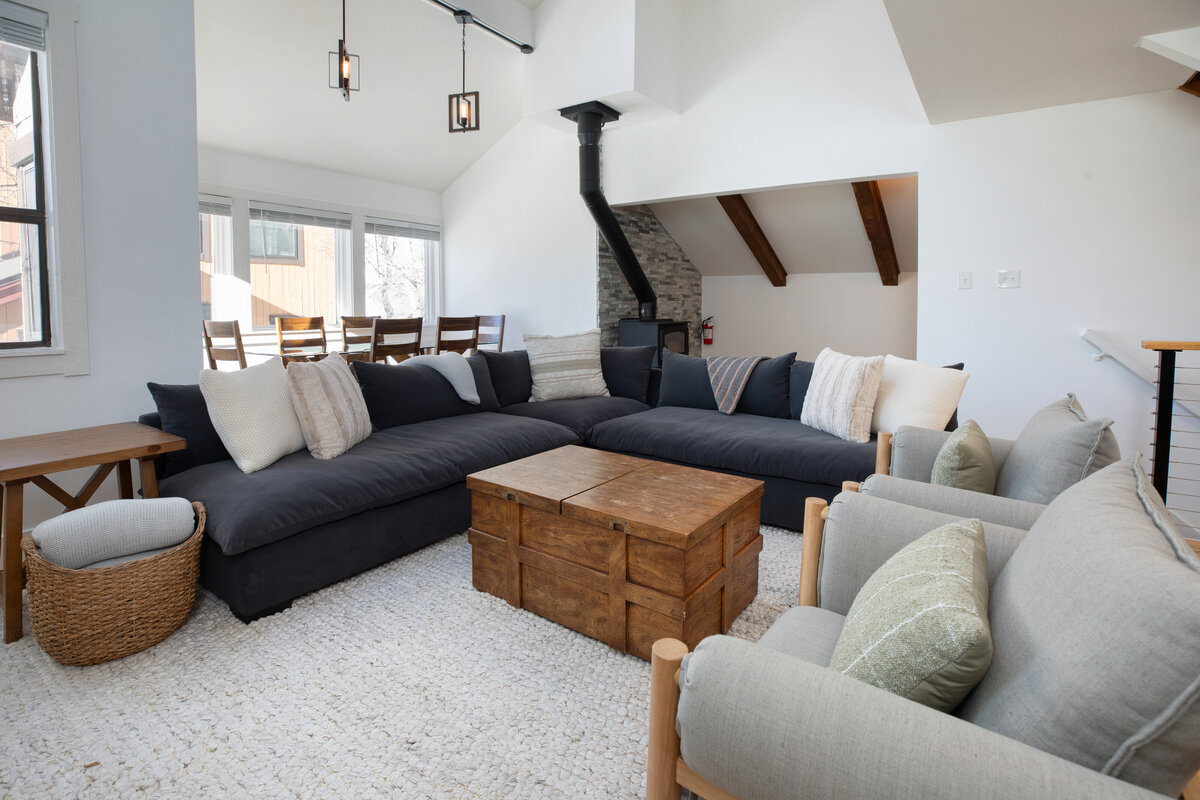 3094_boothfalls_14_interior_living_b (2)