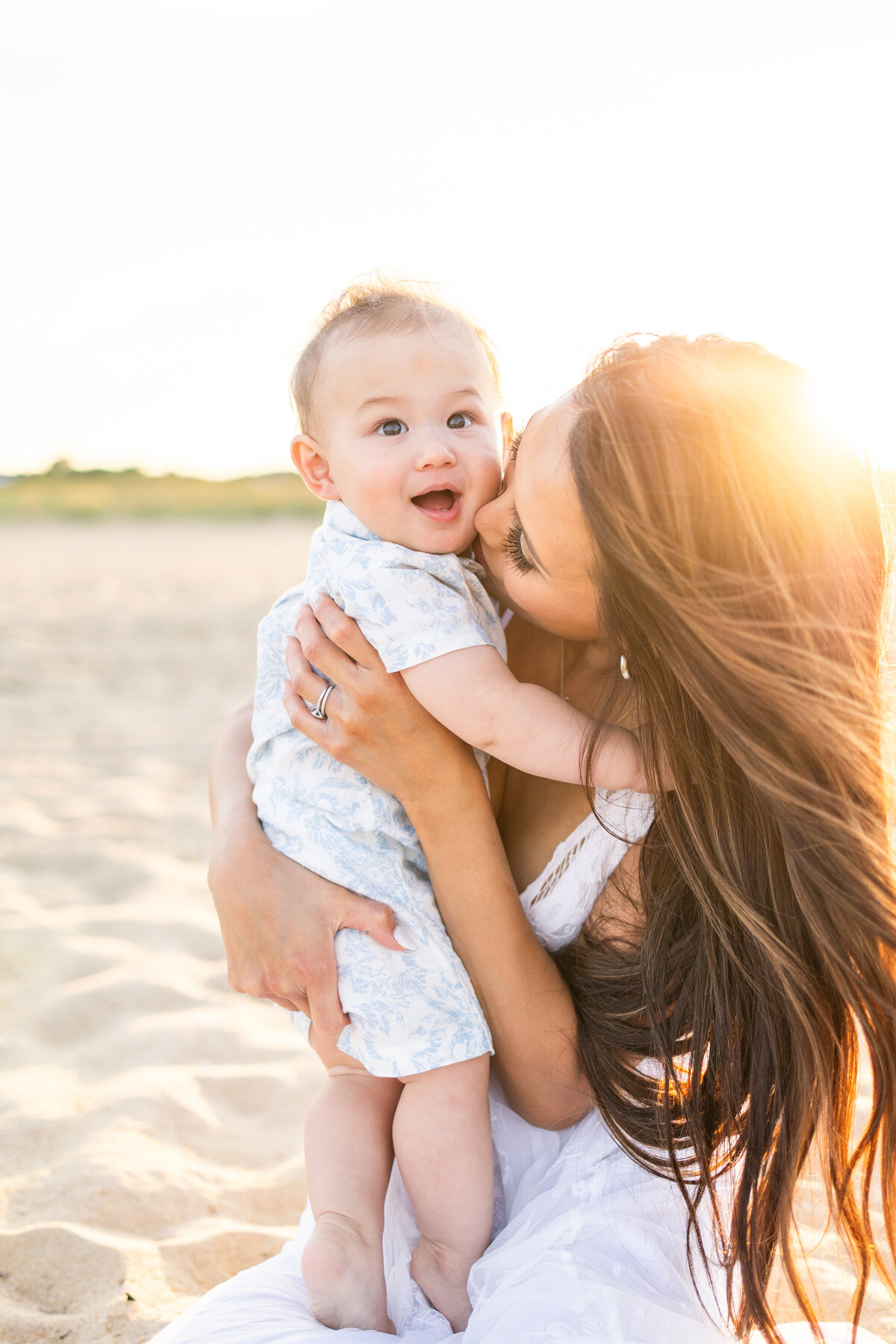 sunset-beach-photo-mom-and-baby-virginia-beach-photographer