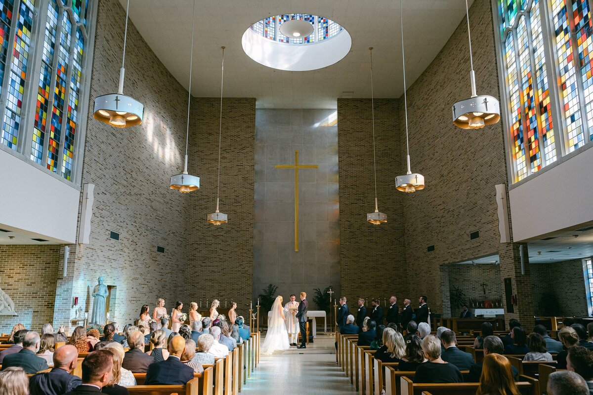 wedding ceremony photography holy cross college