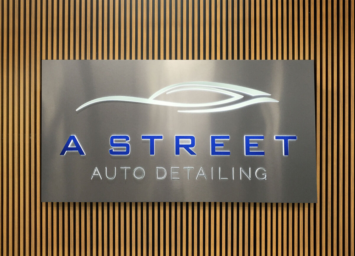 a-street-auto-sign