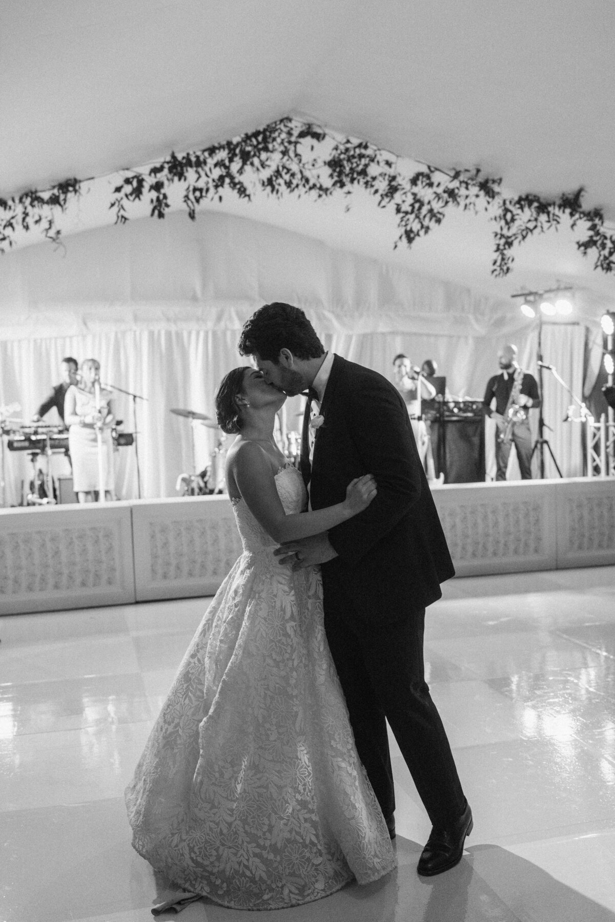 Lauryn + Blake Wedding Previews | Brooke Boyd Photo + Film -07277