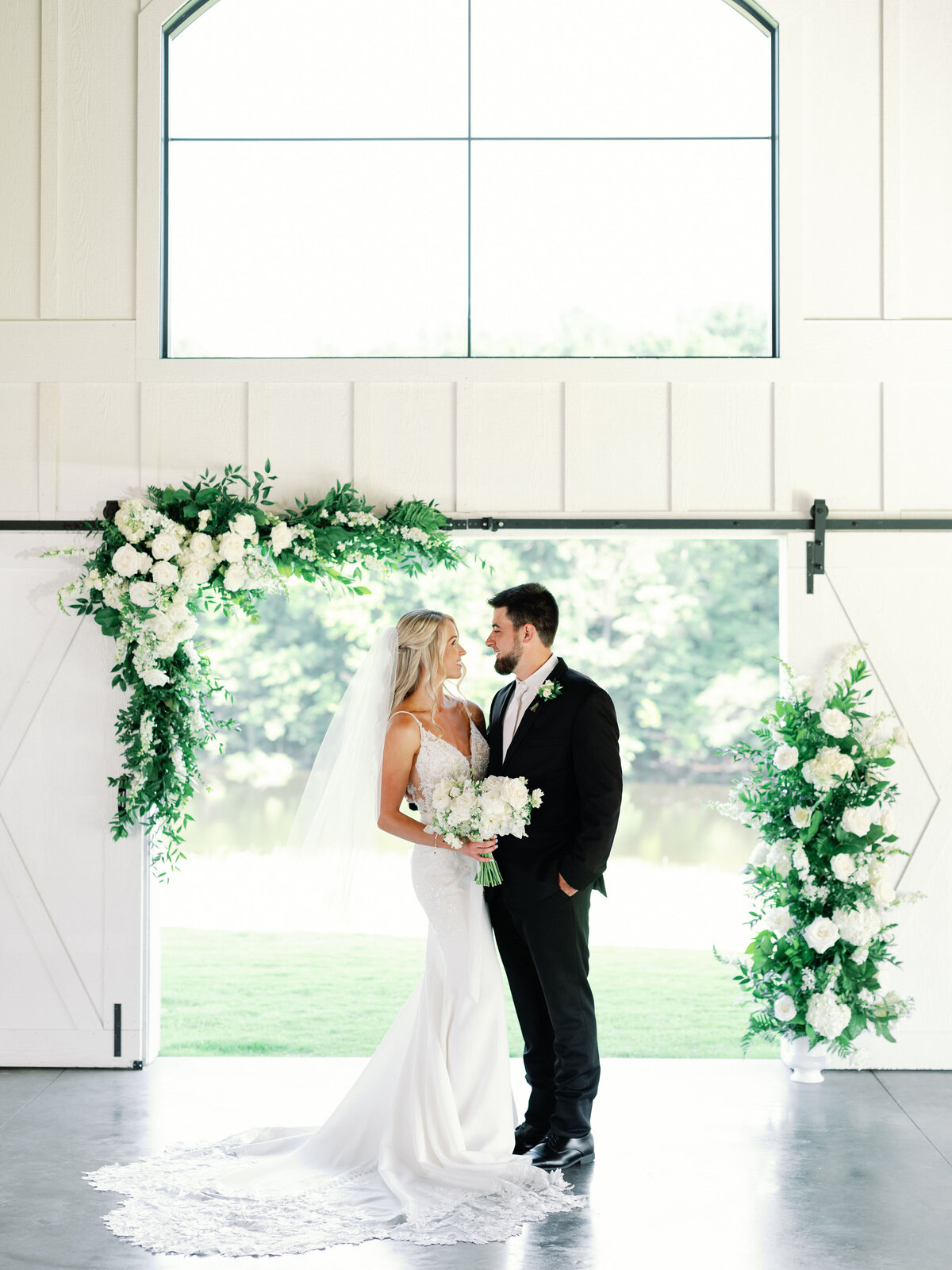 Meraki Design Wedding and Event Floral Studio Florist Wedding Flowers Full Service St. Louis Destination Luxury Floral Design Florists Designers Personal Unique Alex-Narduli-Buchheit-Wedding-2024-27