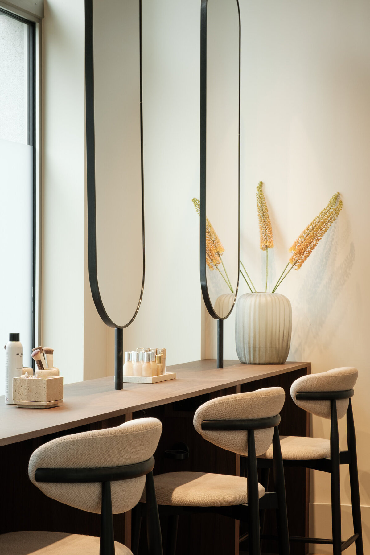 Tom Bremer_ Sanne Kurvers Interiors_Bruidsboetiek_web-21