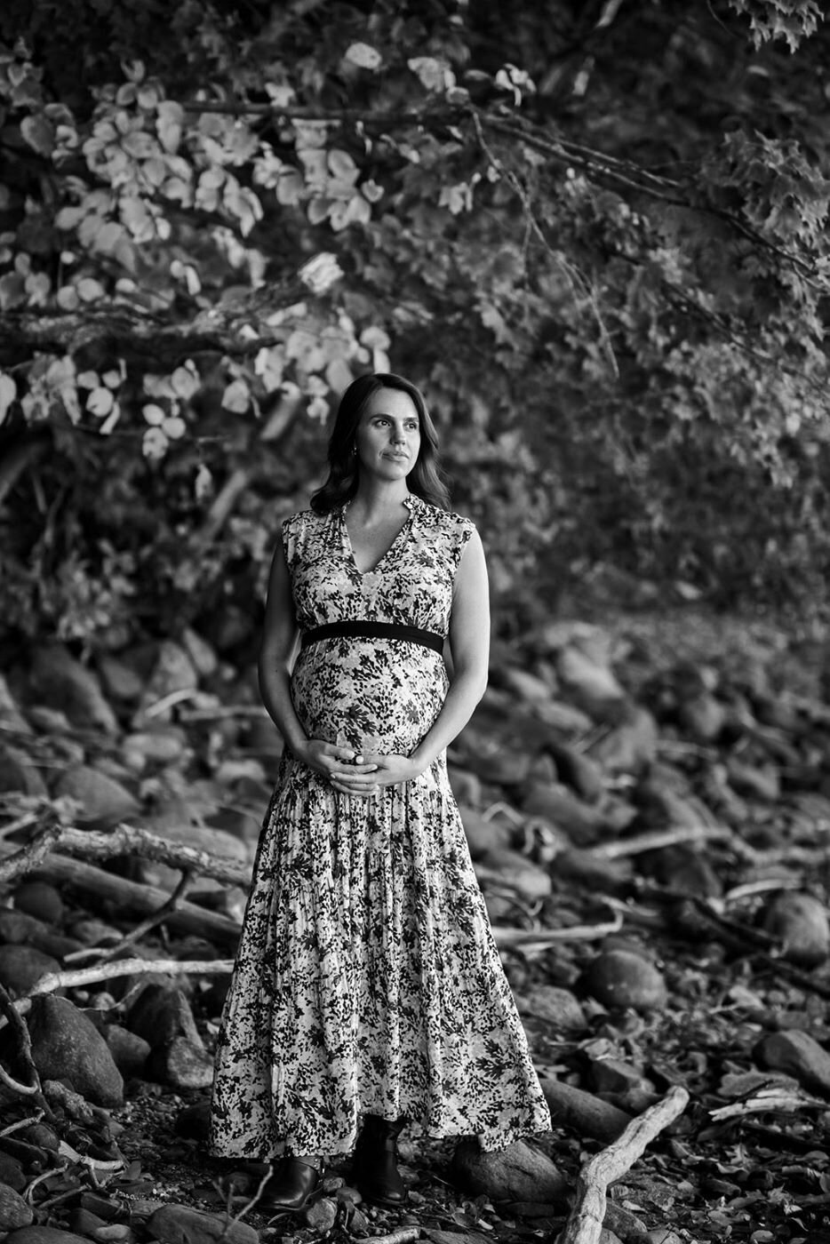 bella-luce-by-michelle-andrea-new-england-photographer-maternity-monica-manoski-5