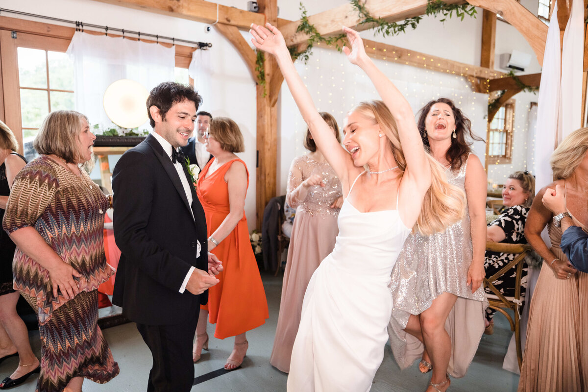 Jedediah Hawkins Inn On The North Fork Wedding - Long Island - 30