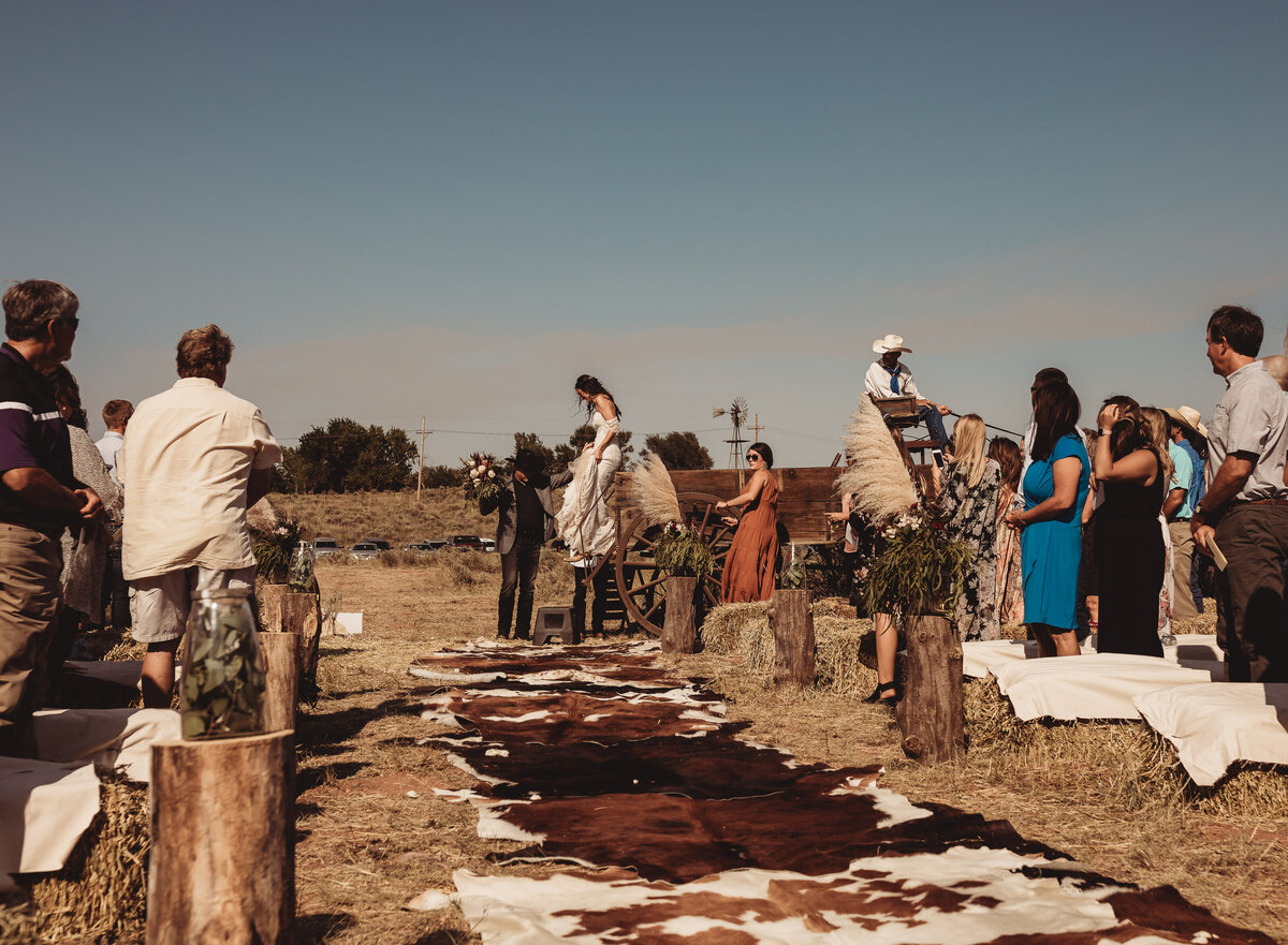 rustic-ranch-wedding-Native-Roaming-Photography-54