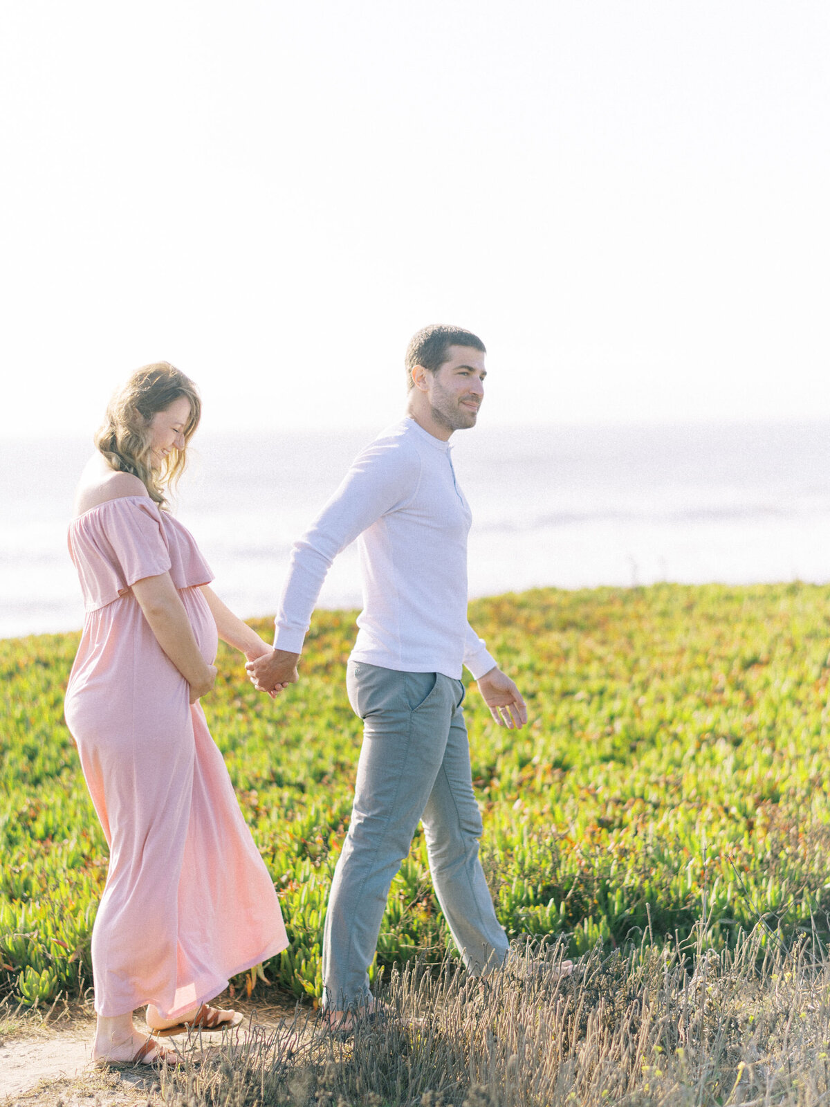 california-coast-beach-maternity-photos2