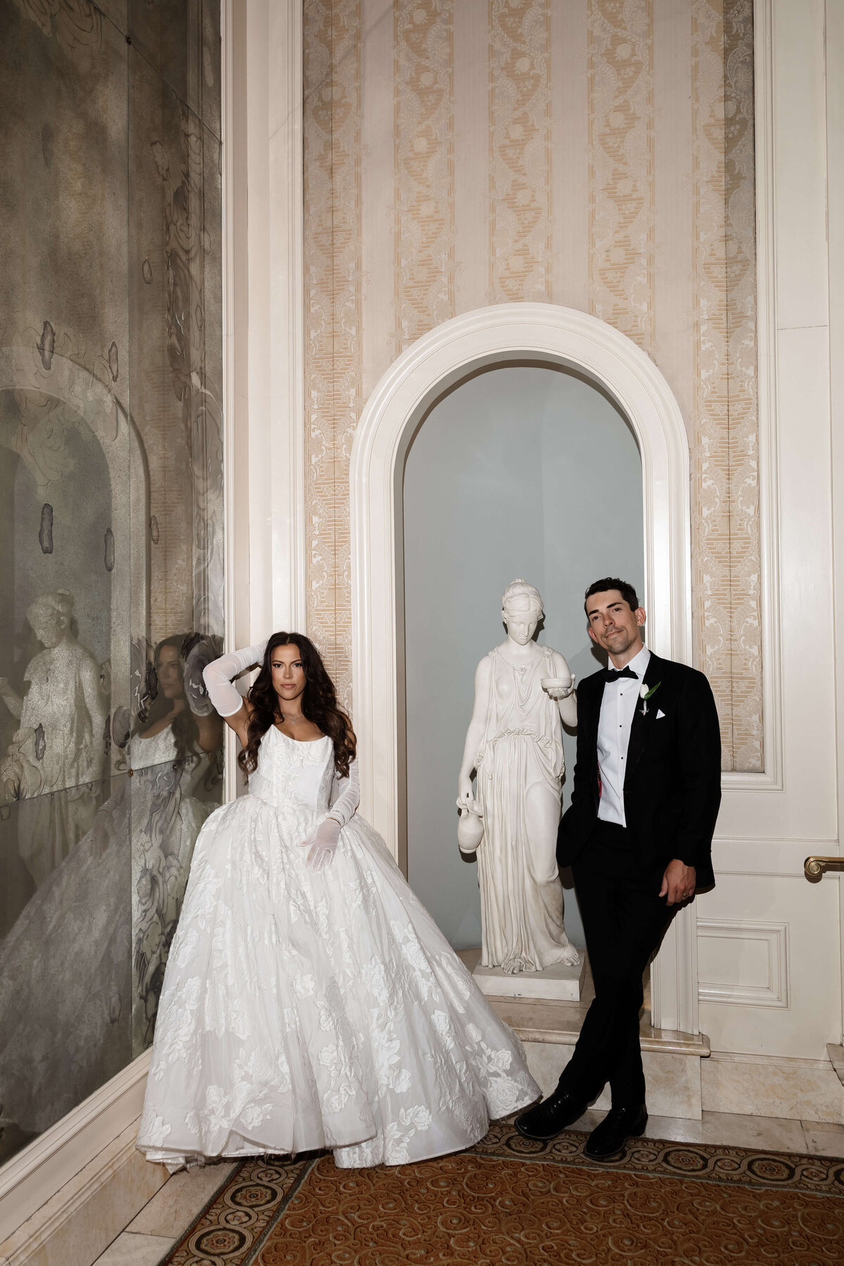 77riskyexposure_samantha-rydge_las-vegas-elopement-photography