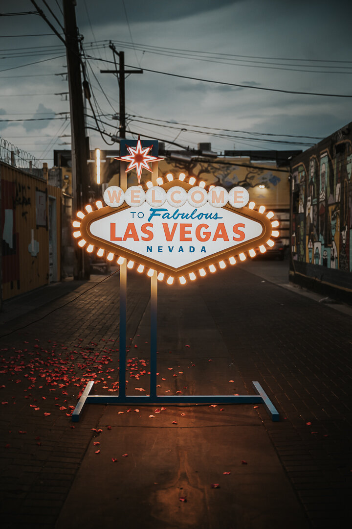 WelcometoLasVegas_SignRental_VintageSign_Weddings