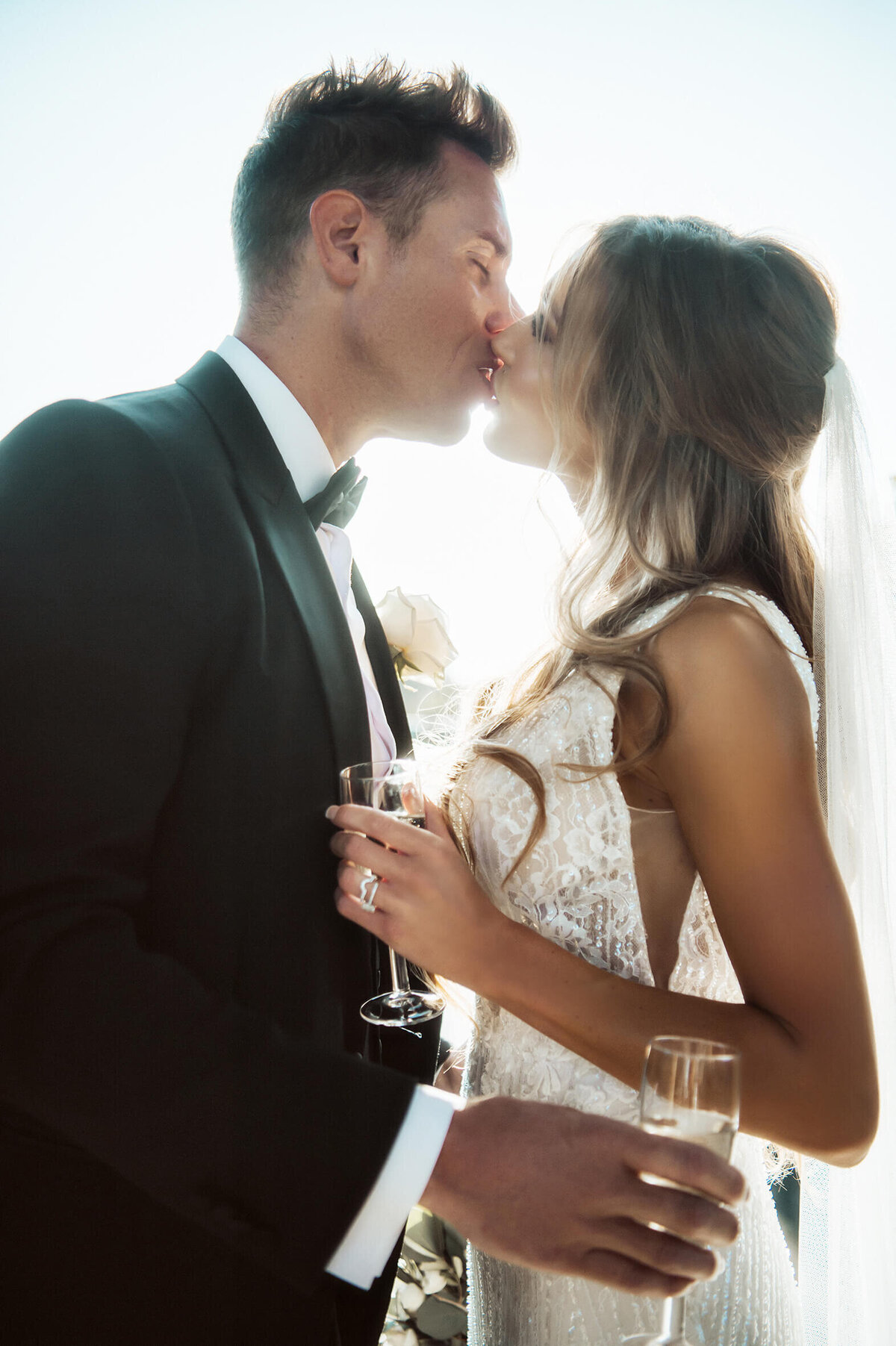 hever-castle-wedding-couple-portrait