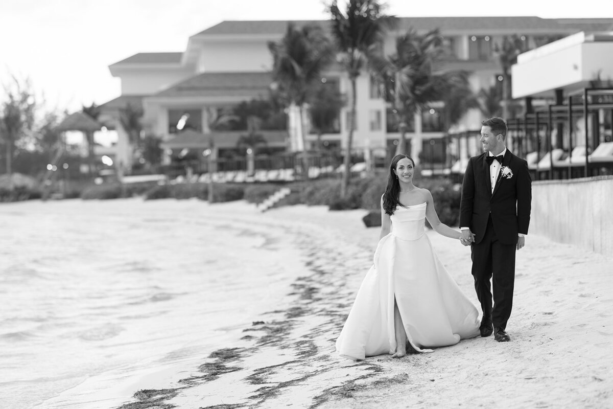 7. Newly Weds_SunnyLeePhoto-79
