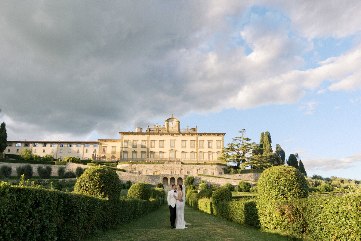 Tuscany-Italy-Luxury-Wedding-Photographer-Raphaelle-Granger-42