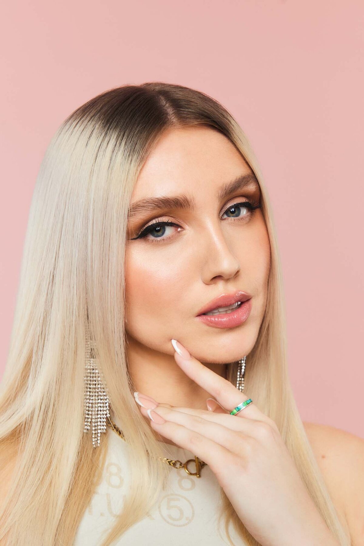 RARE BEAUTY Lizzy Turner Beauty Photography
