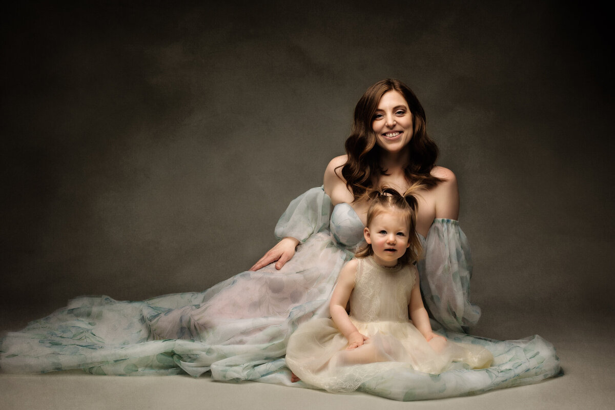 Best Motherhood photography NW Arkansas, motherhood portraits near me, mommy and me photography NW Arkansas