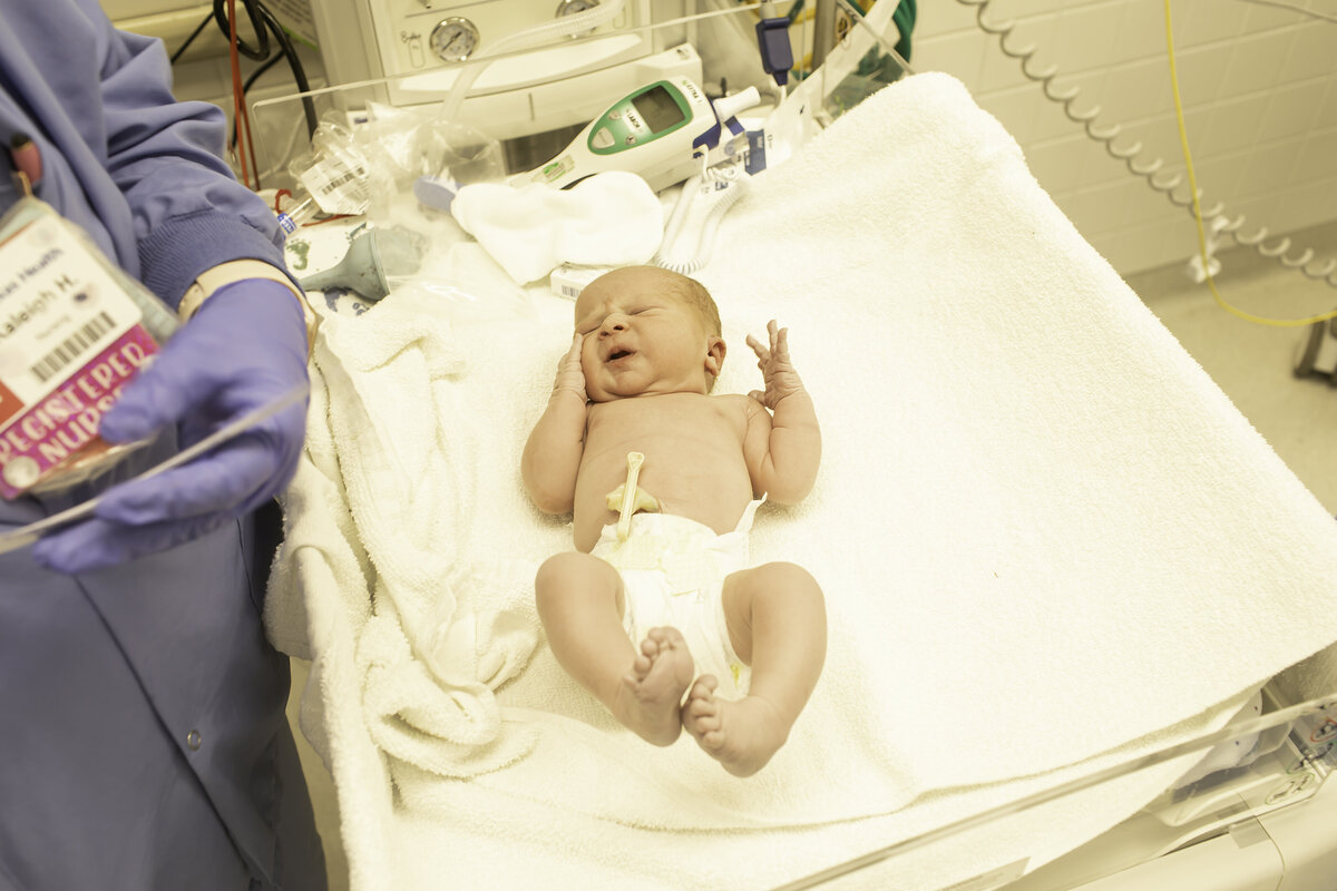 Fort-worth-birth-photographer-chunky-monkey-61