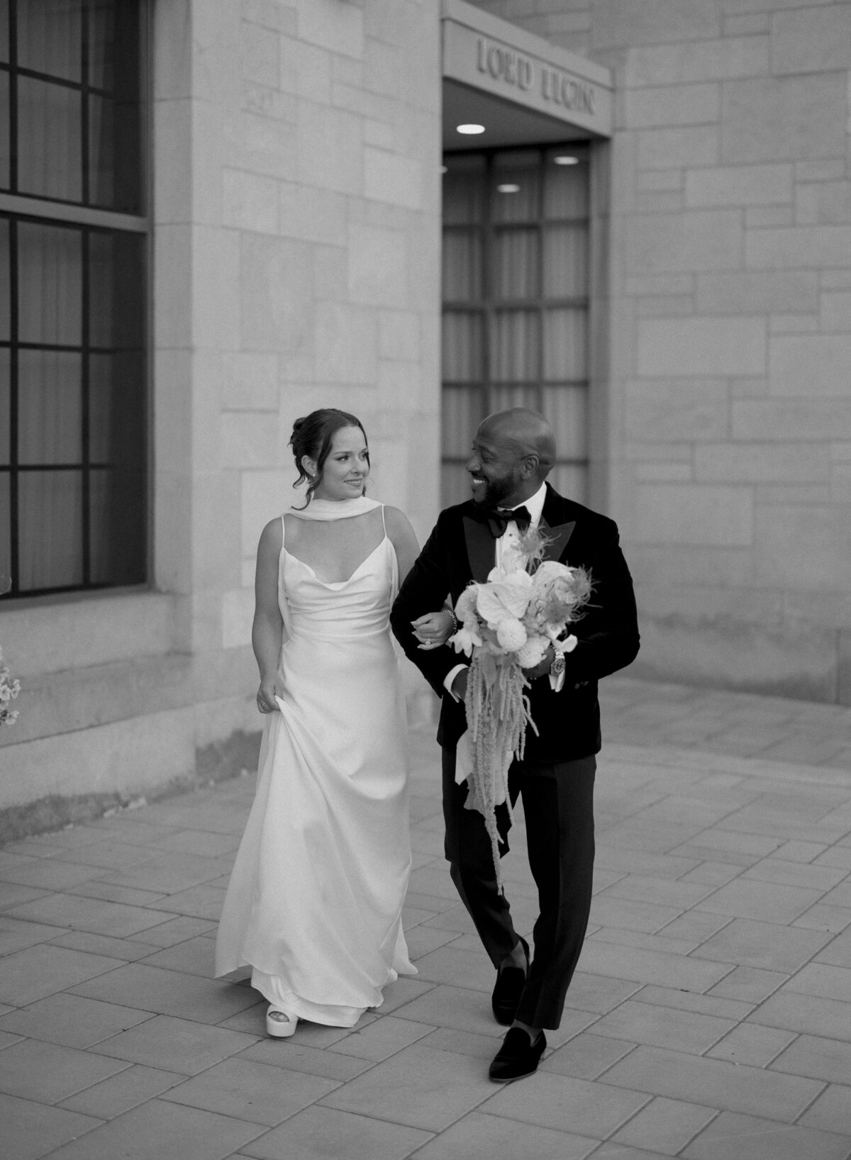 005_BRIDE&GROOMPORTRAITS-023