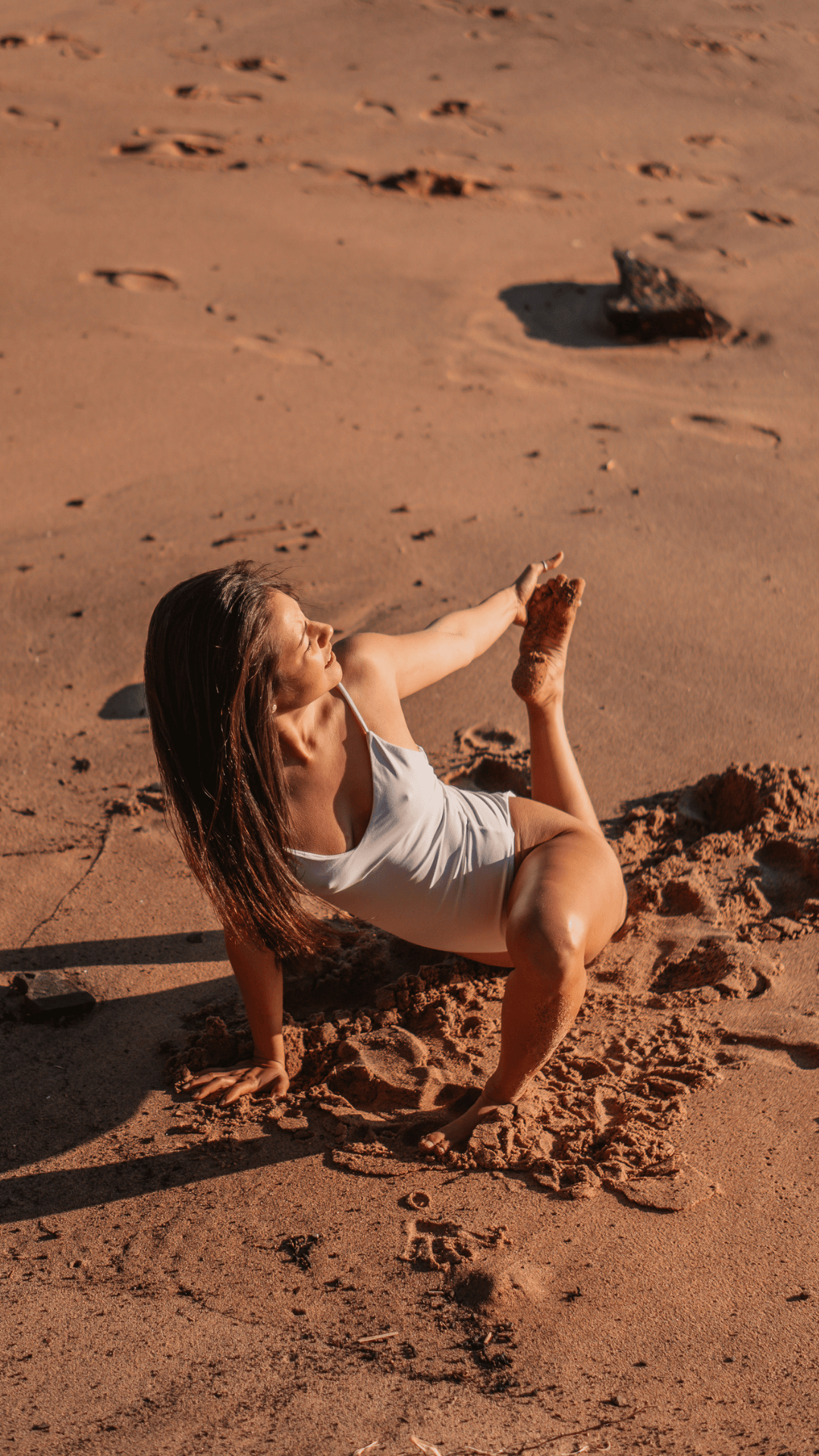 Lailla-beach-yoga-photography-australia-7